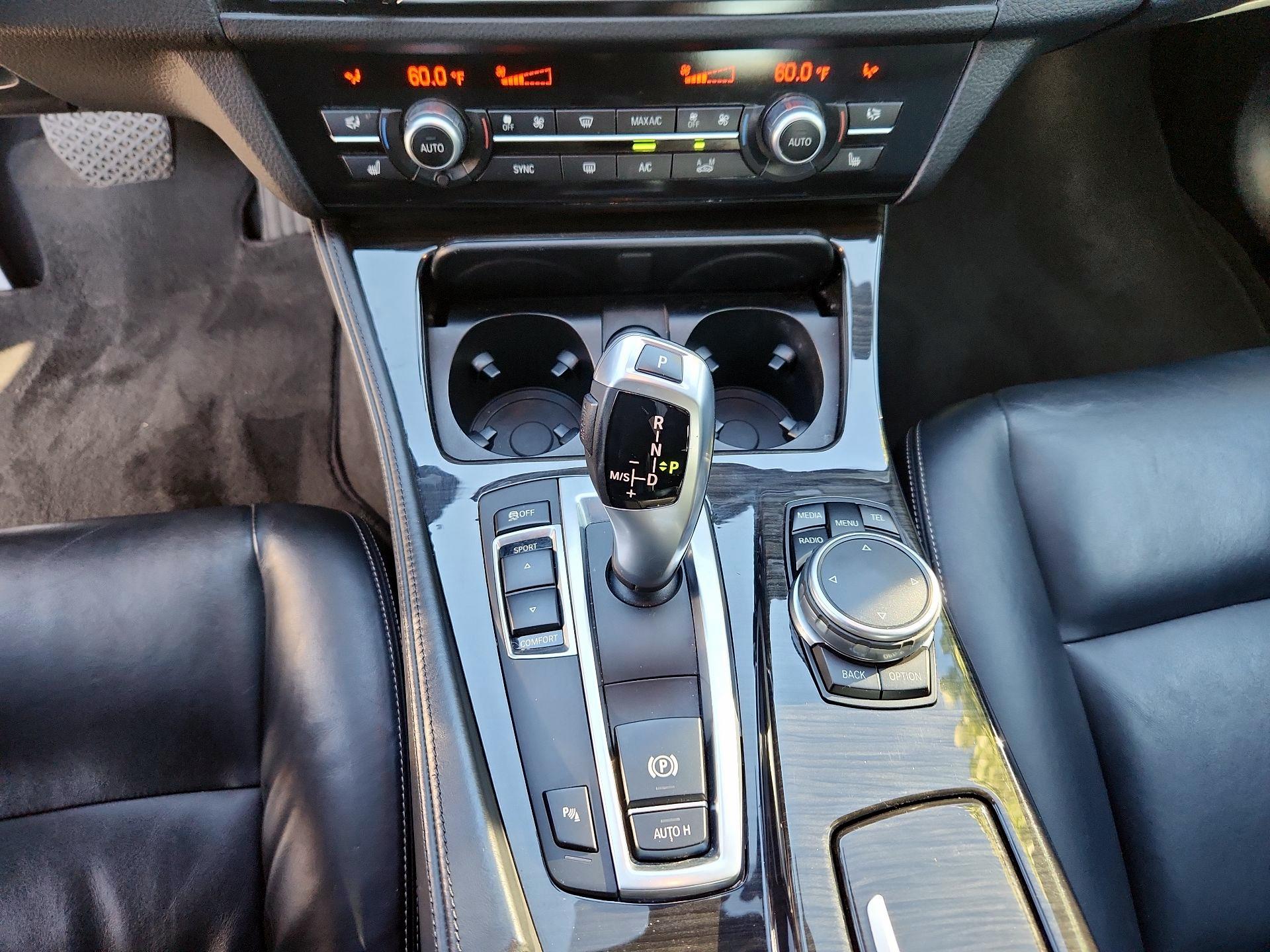 Thumbnail: 2015 BMW 5 Series - 16