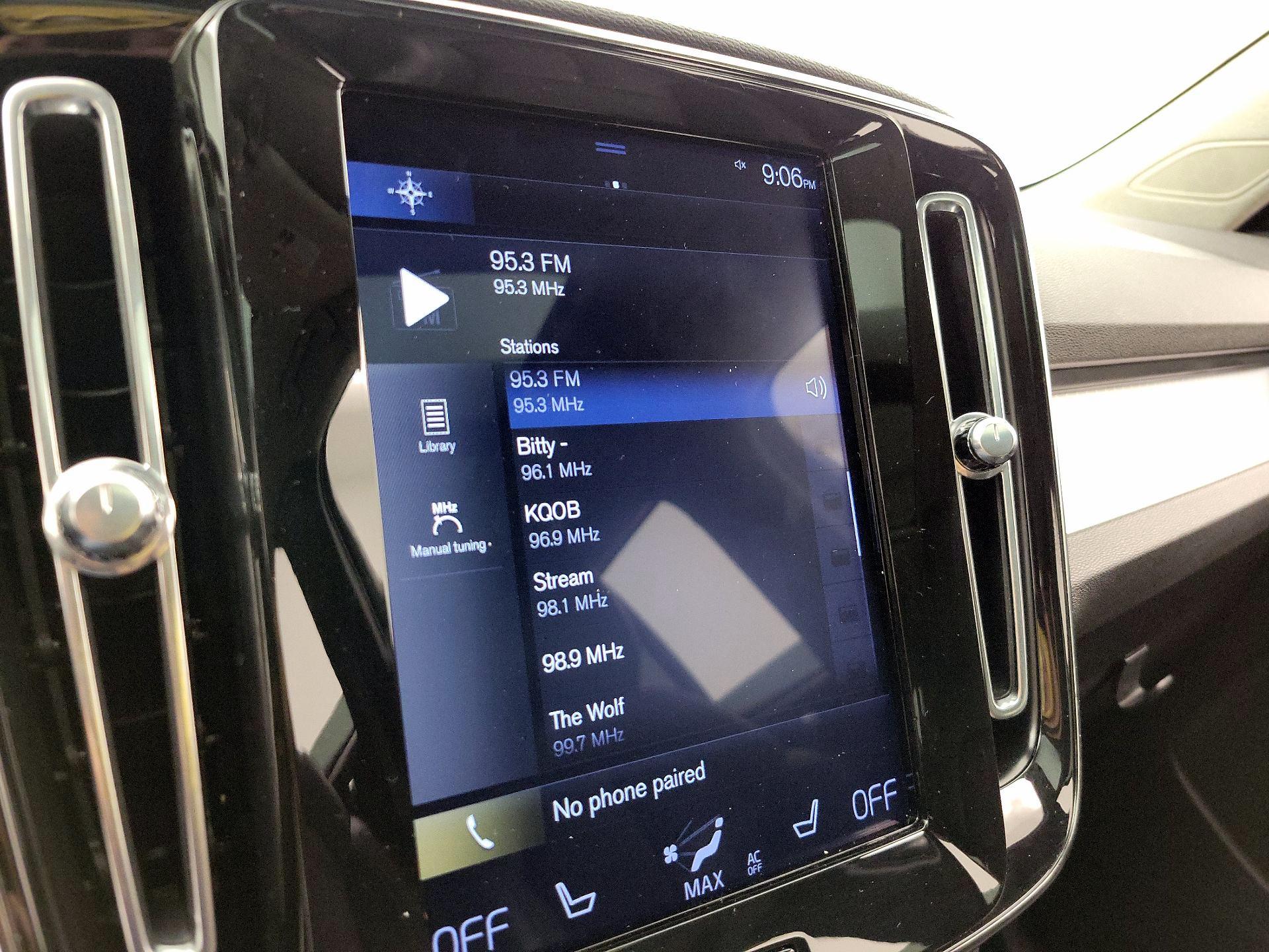 Thumbnail: 2019 Volvo XC40 - 15