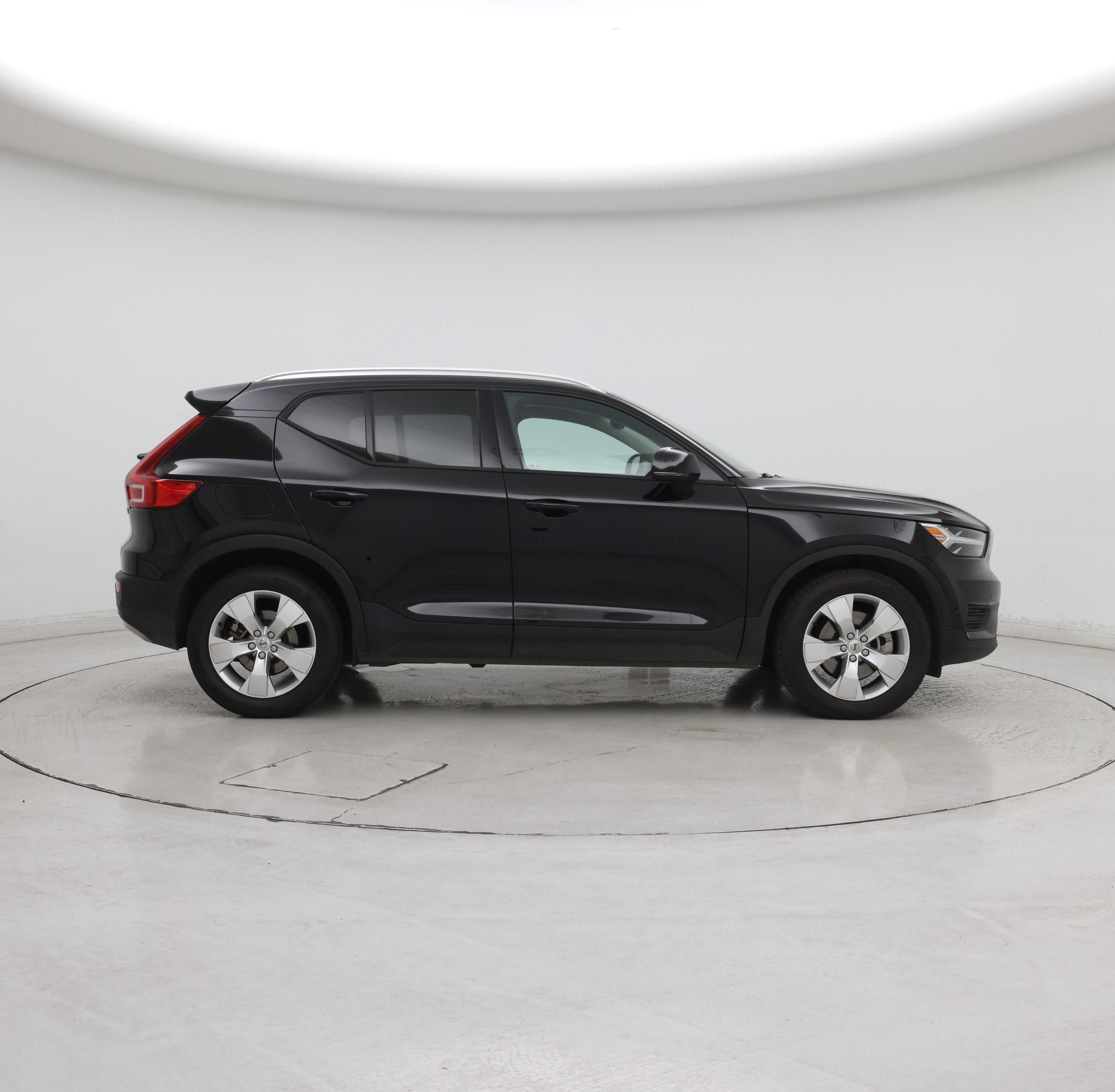 Thumbnail: 2019 Volvo XC40 - 7