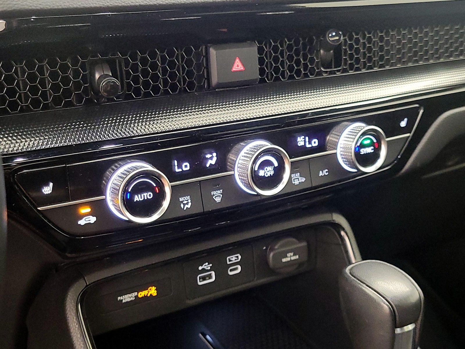 2025 Honda CR-V Sport Touring - Photo 18