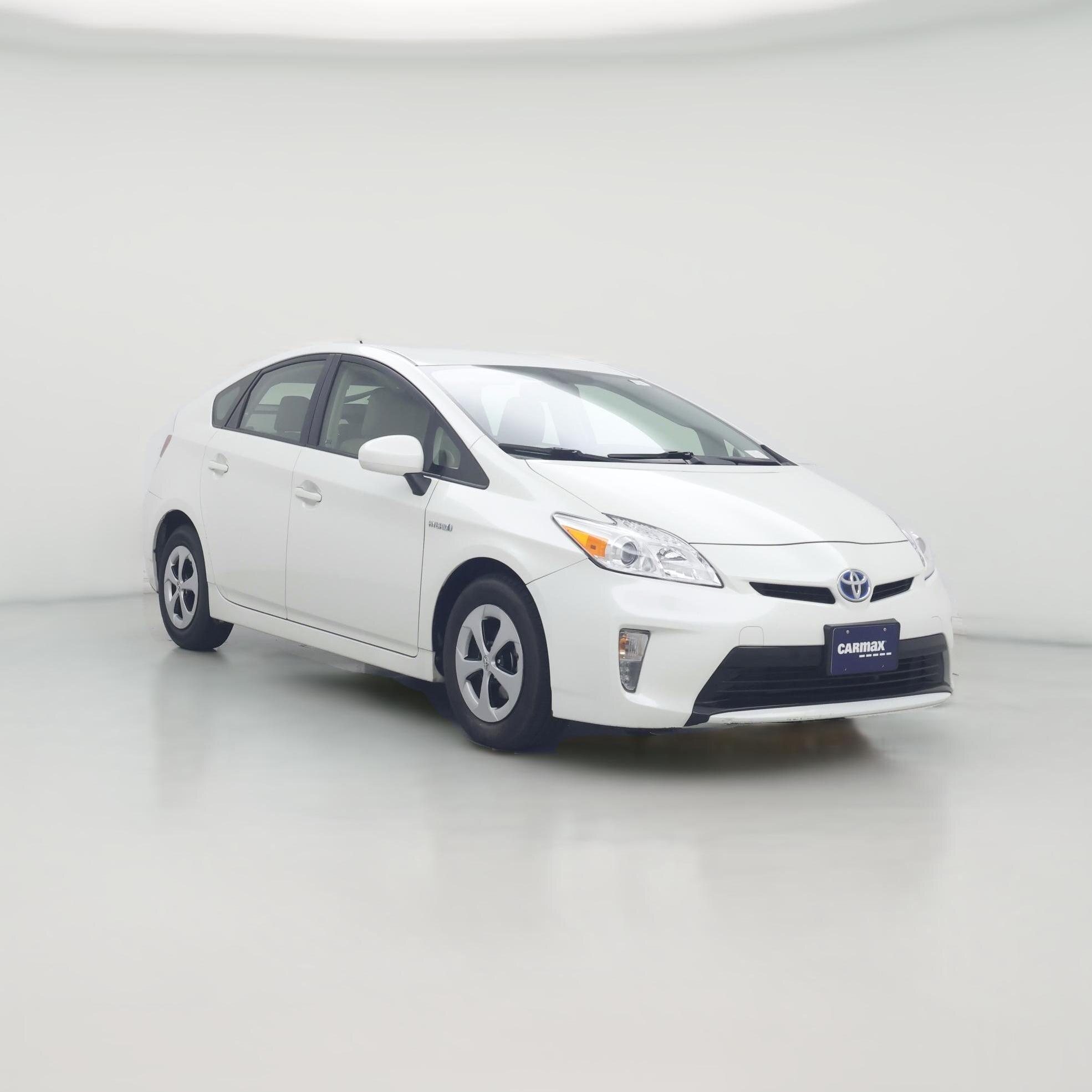 Thumbnail: 2015 Toyota Prius - 1