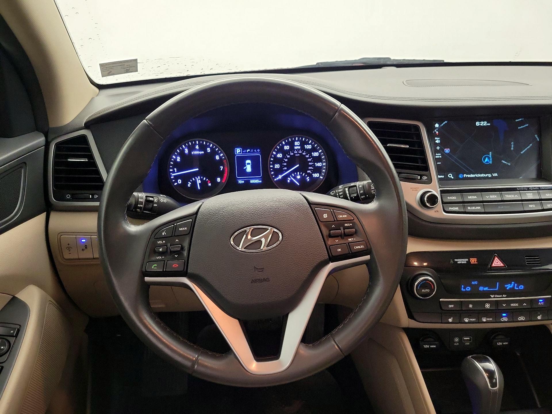 Thumbnail: 2017 Hyundai Tucson - 10