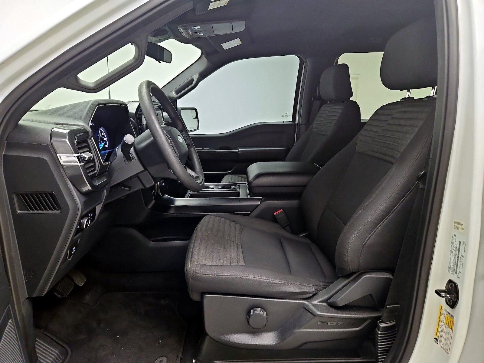 2023 Ford F-150 XL - Photo 12