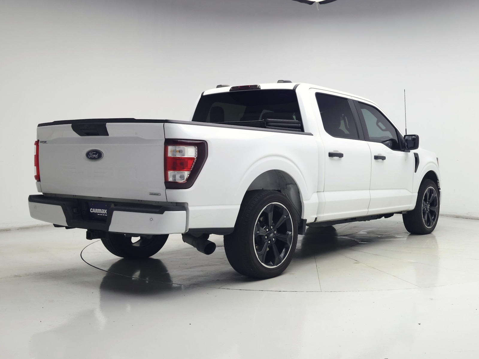 2023 Ford F-150 XL - Photo 9