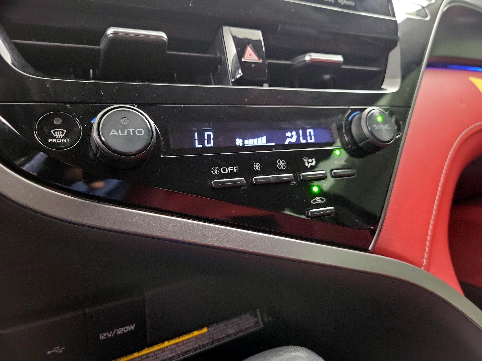 Thumbnail: 2021 Toyota Camry - 16