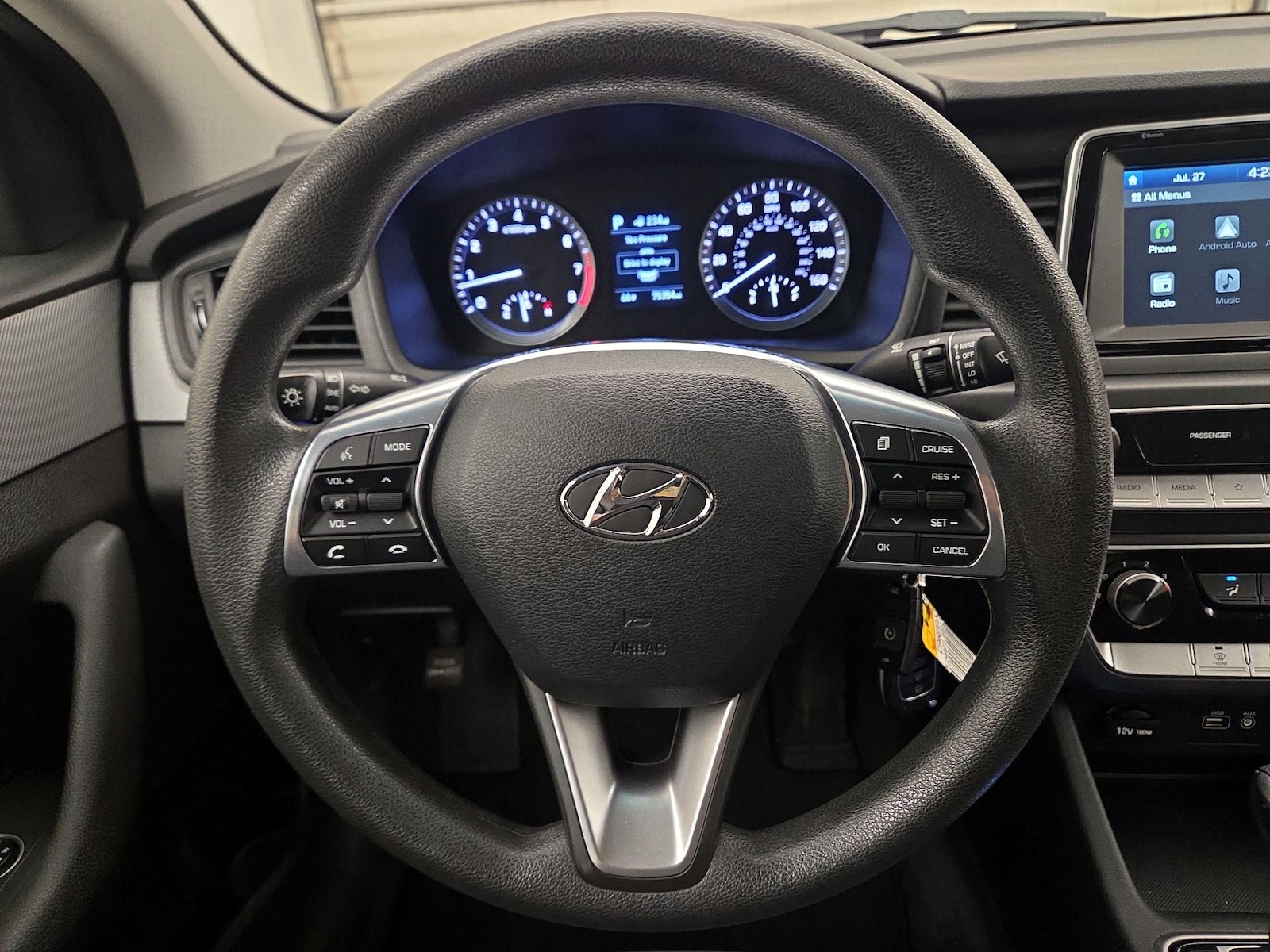 2018 Hyundai Sonata SE - Photo 11
