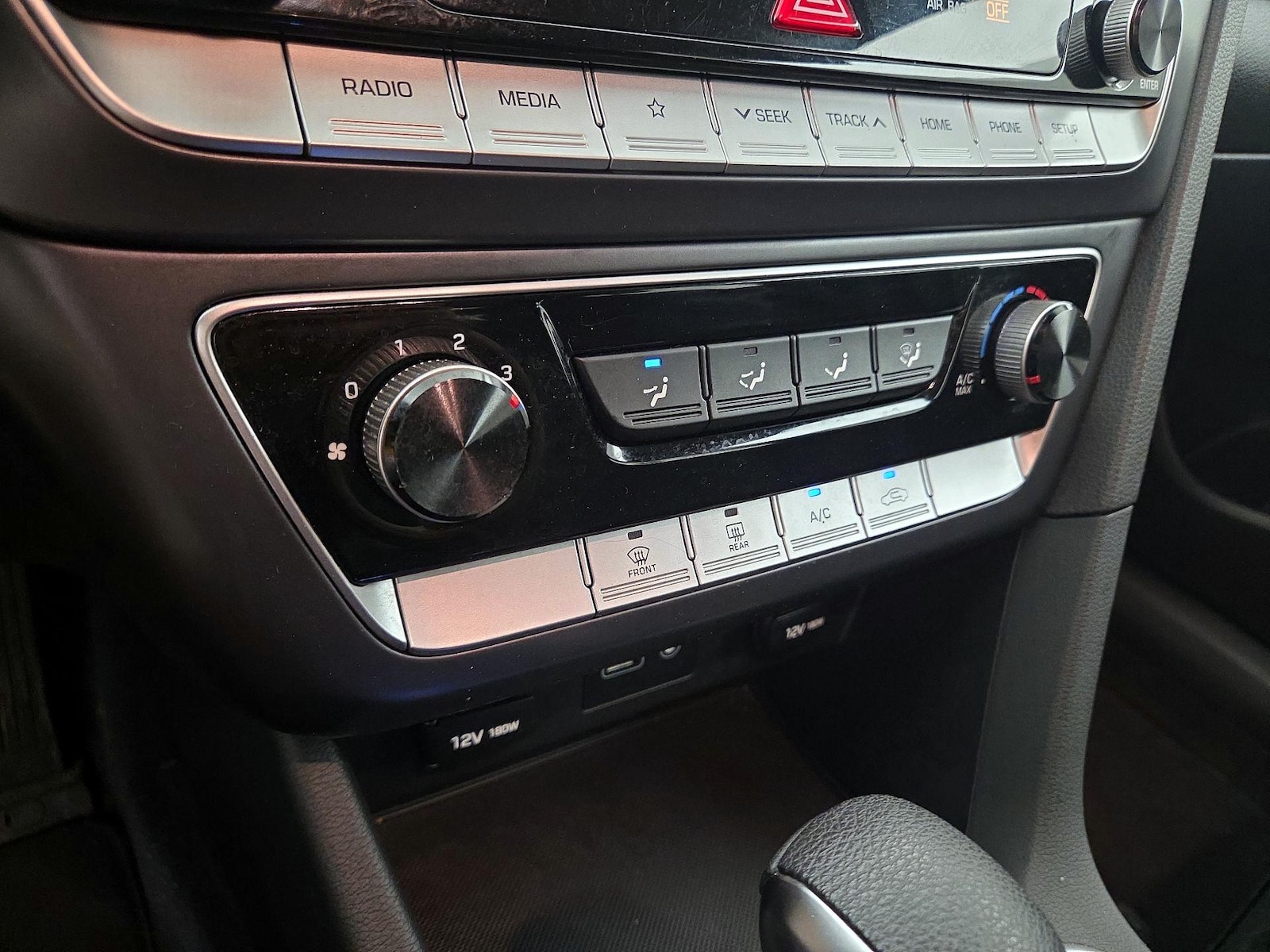 2018 Hyundai Sonata SE - Photo 17