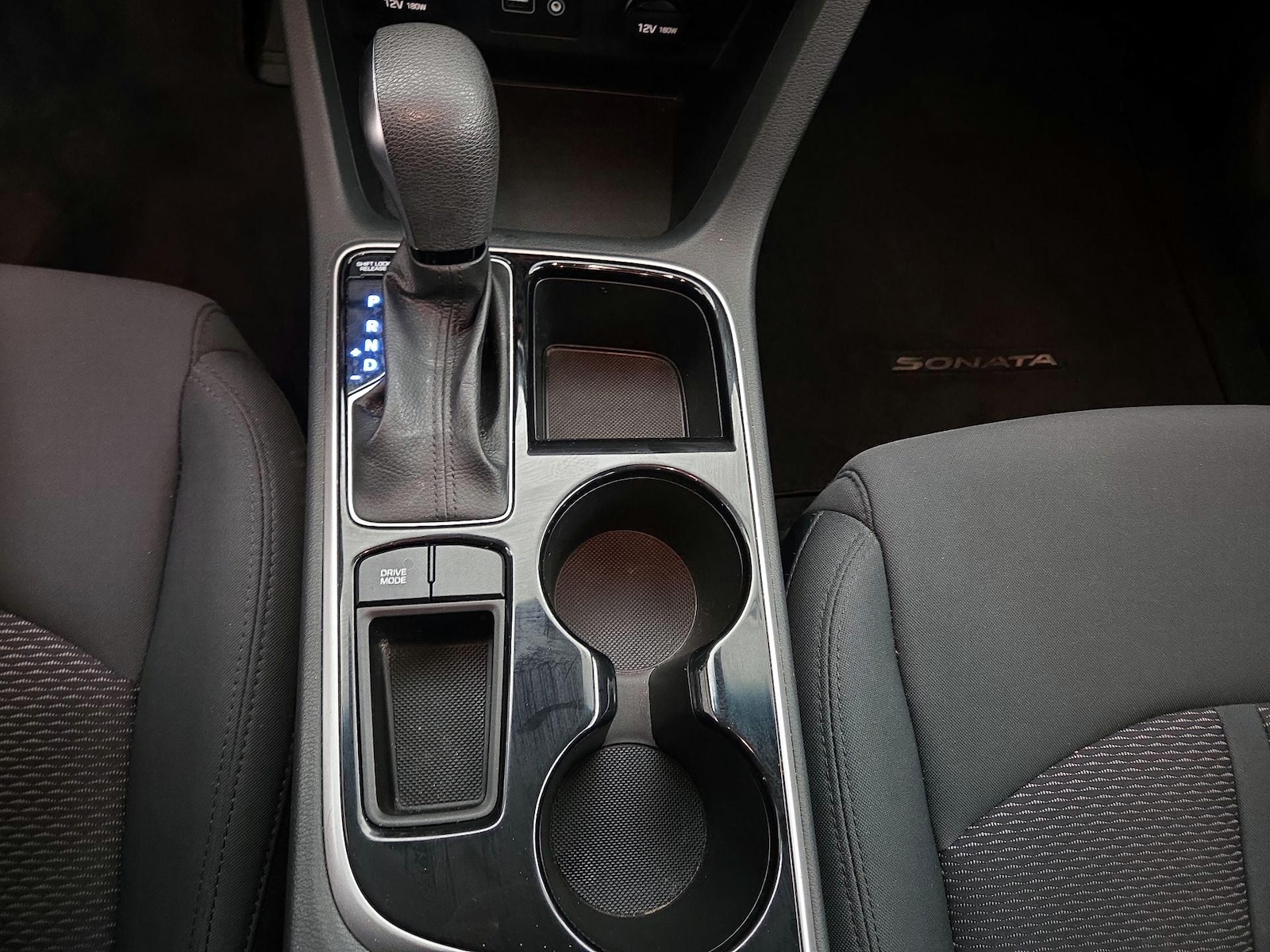 2018 Hyundai Sonata SE - Photo 18