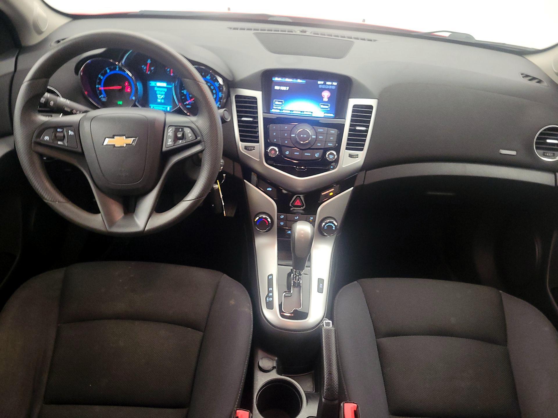Thumbnail: 2015 Chevrolet Cruze - 9