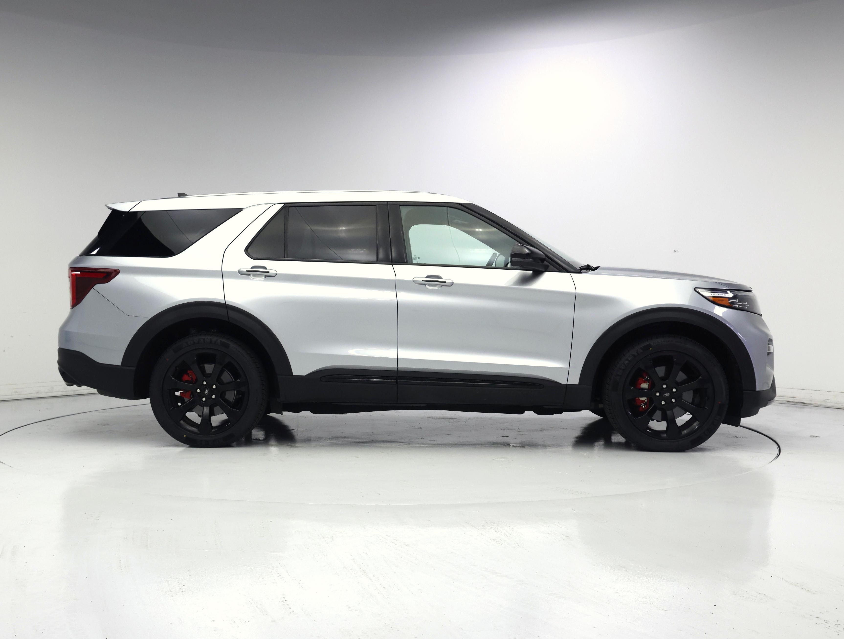 Thumbnail: 2021 Ford Explorer - 7