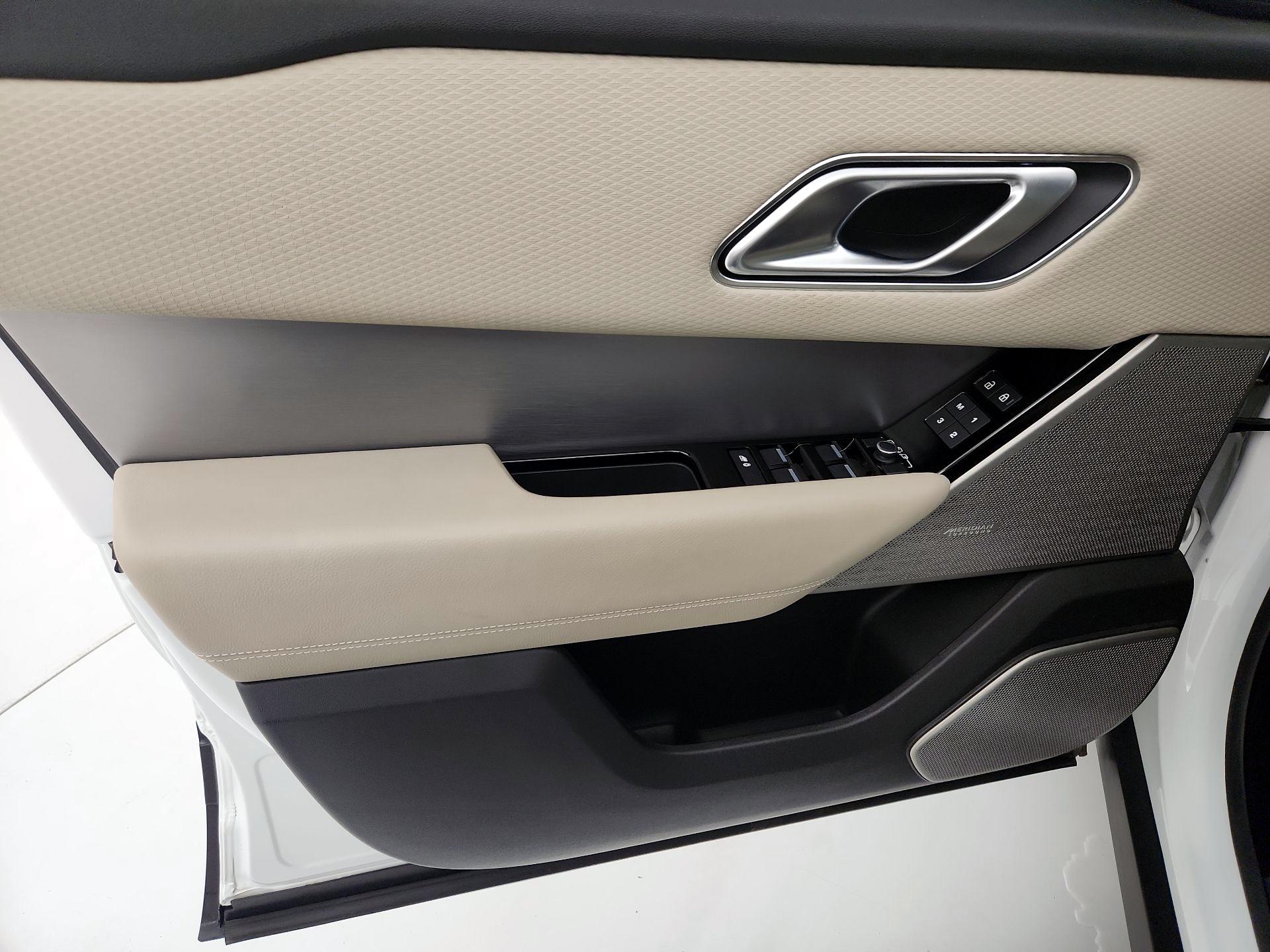 Thumbnail: 2021 Land Rover Range Rover Velar - 12