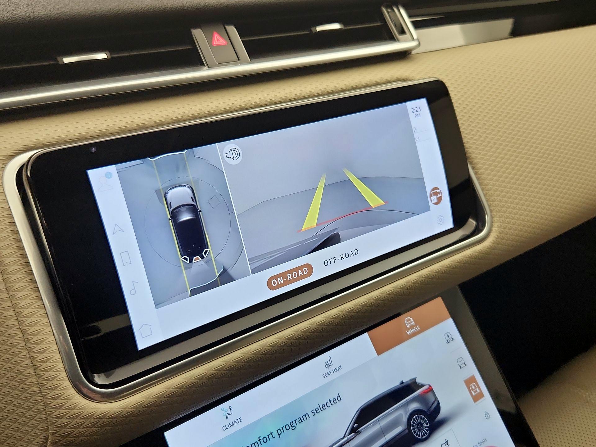 Thumbnail: 2021 Land Rover Range Rover Velar - 15