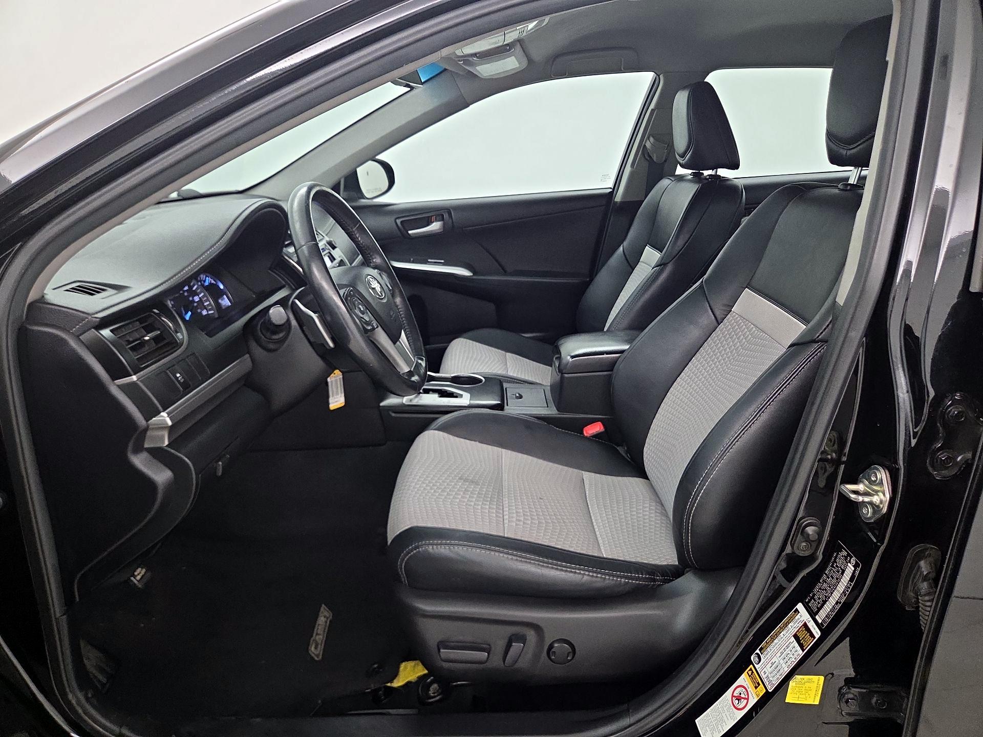 Thumbnail: 2014 Toyota Camry - 11