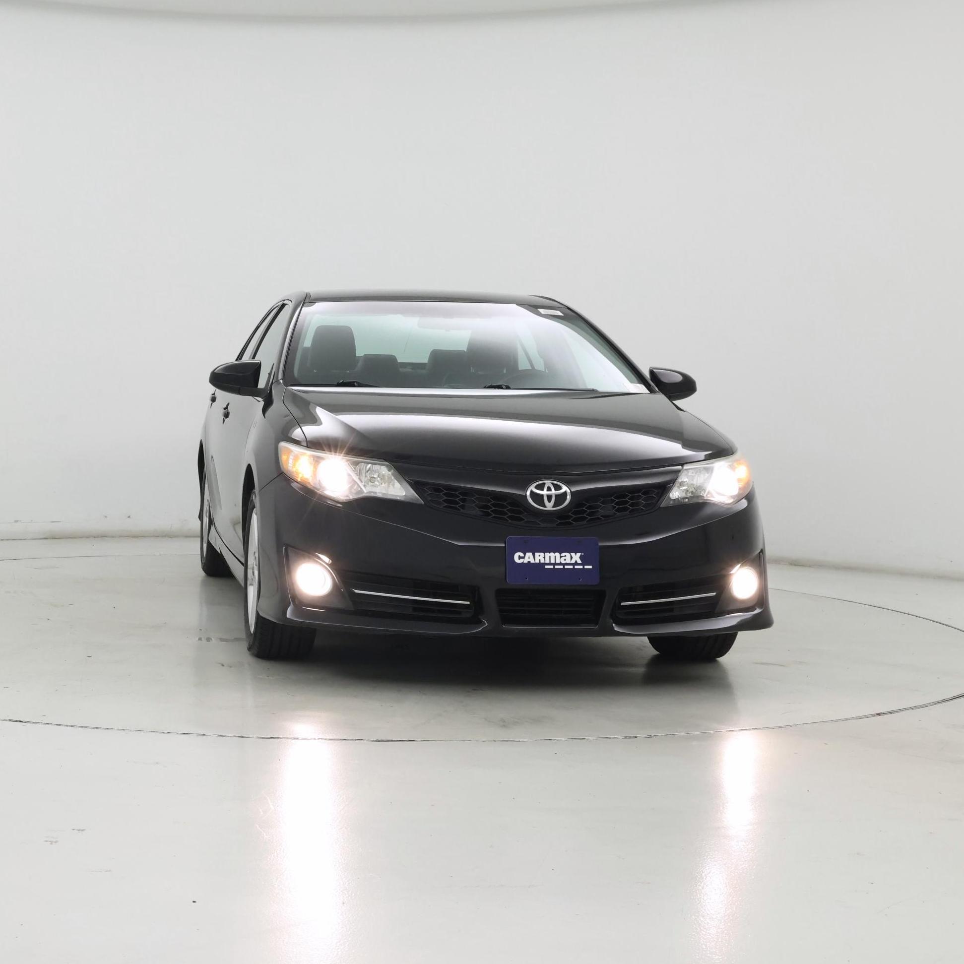 Thumbnail: 2014 Toyota Camry - 5