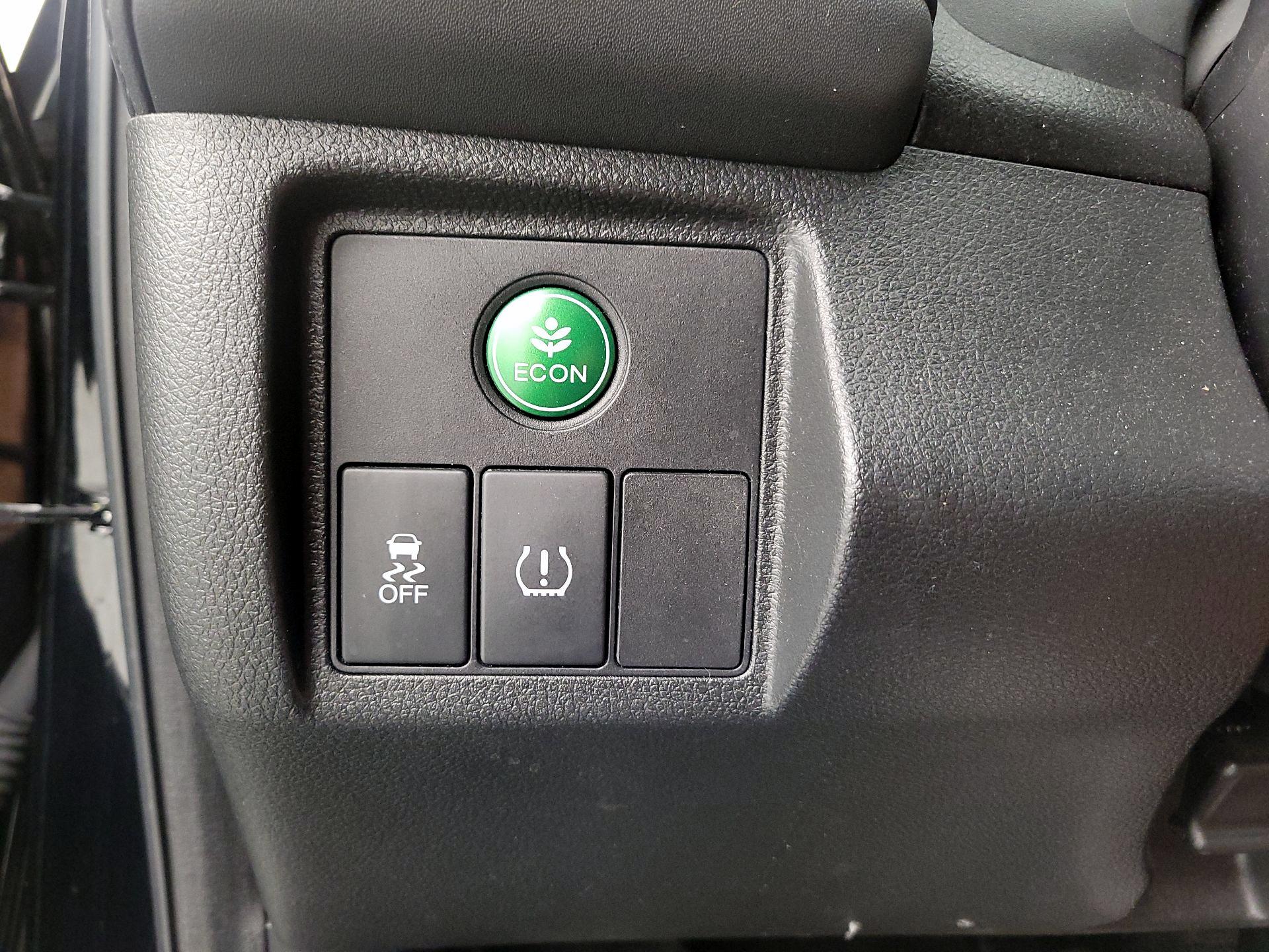 Thumbnail: 2016 Honda HR-V - 13
