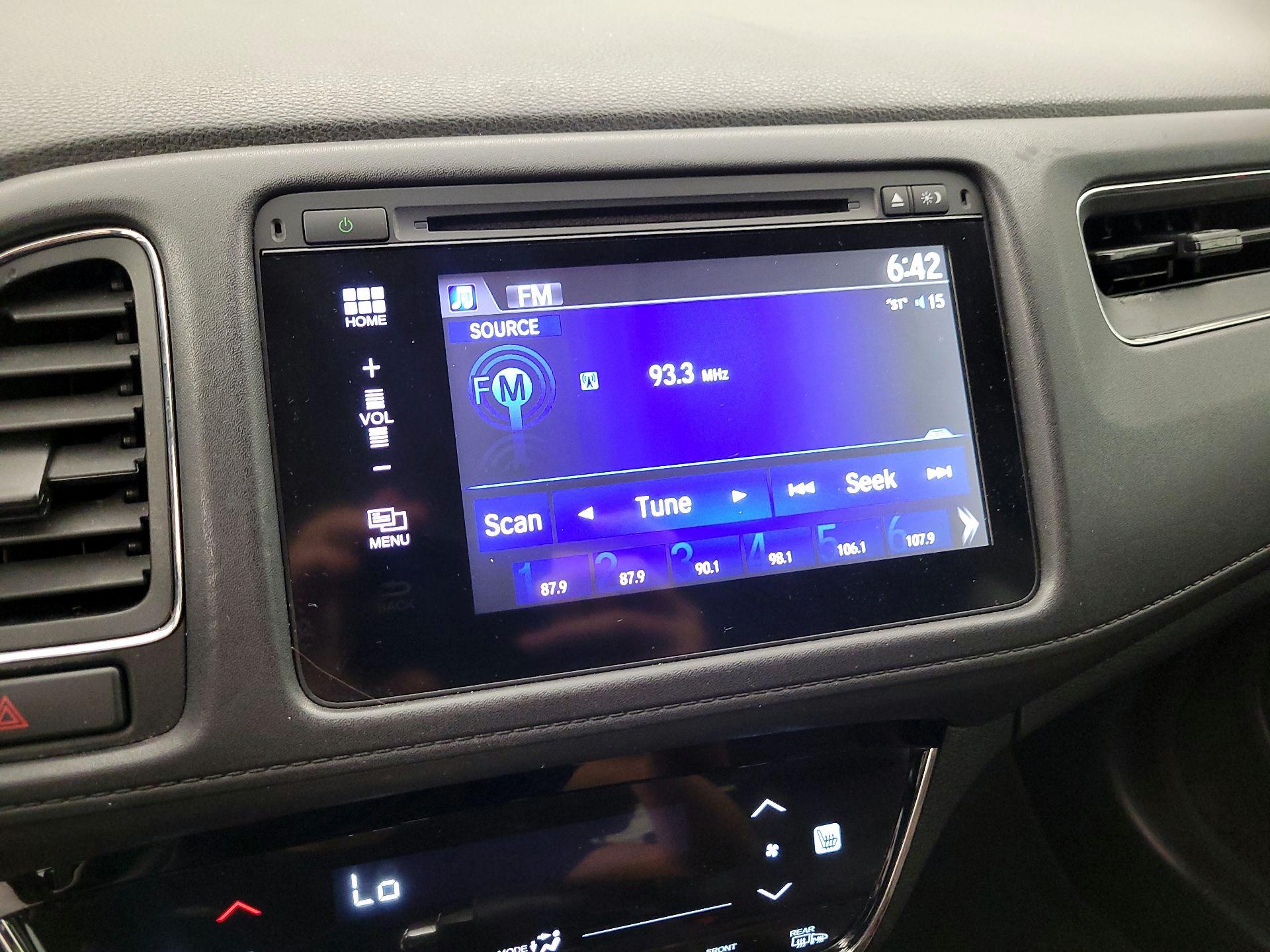 Thumbnail: 2016 Honda HR-V - 15