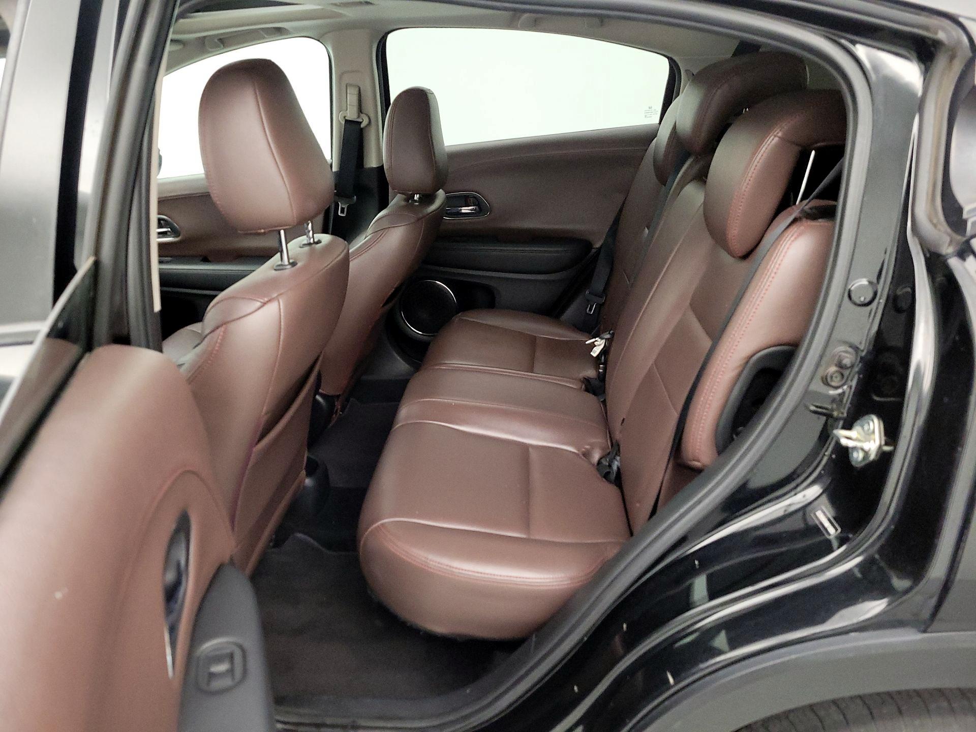 Thumbnail: 2016 Honda HR-V - 20