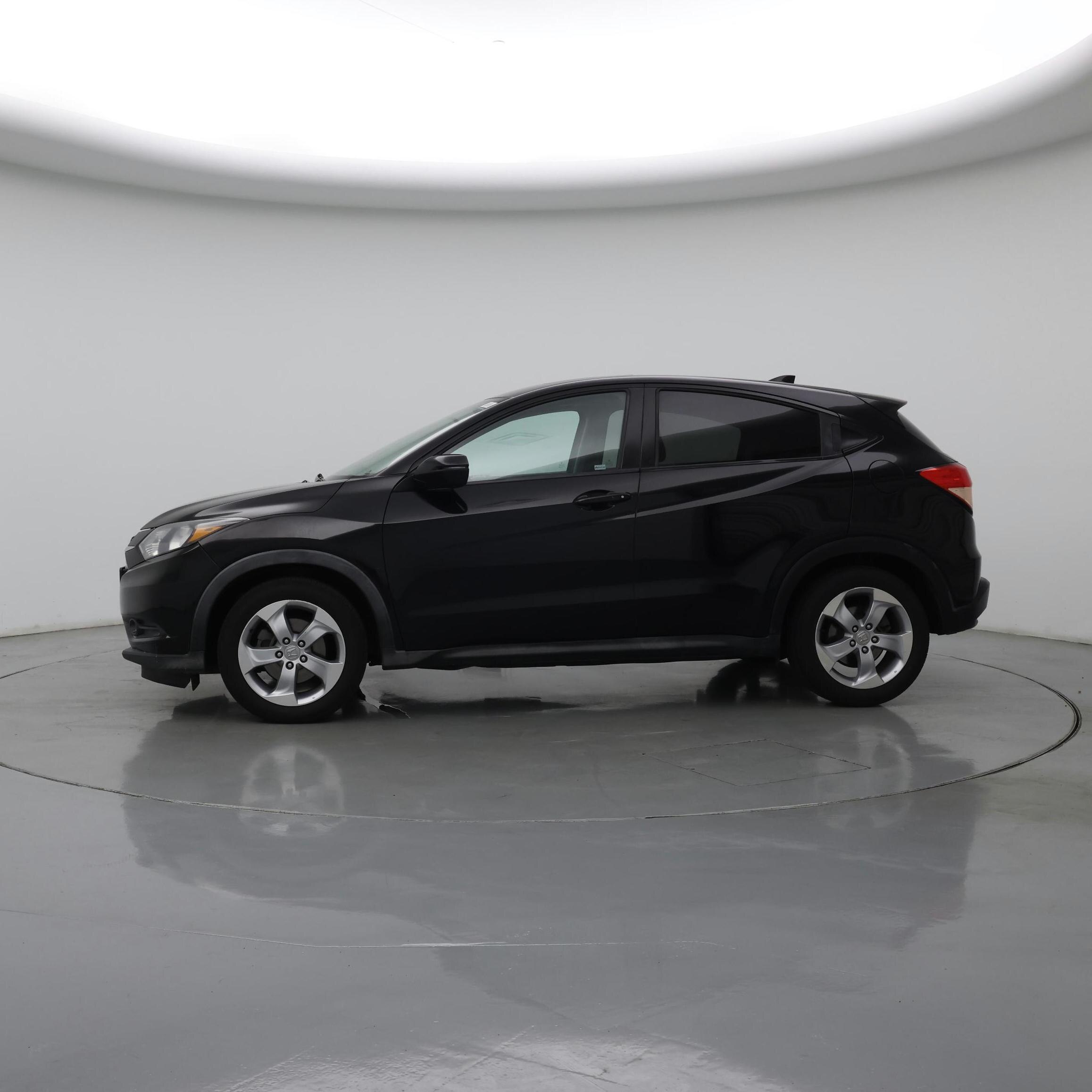 Thumbnail: 2016 Honda HR-V - 3