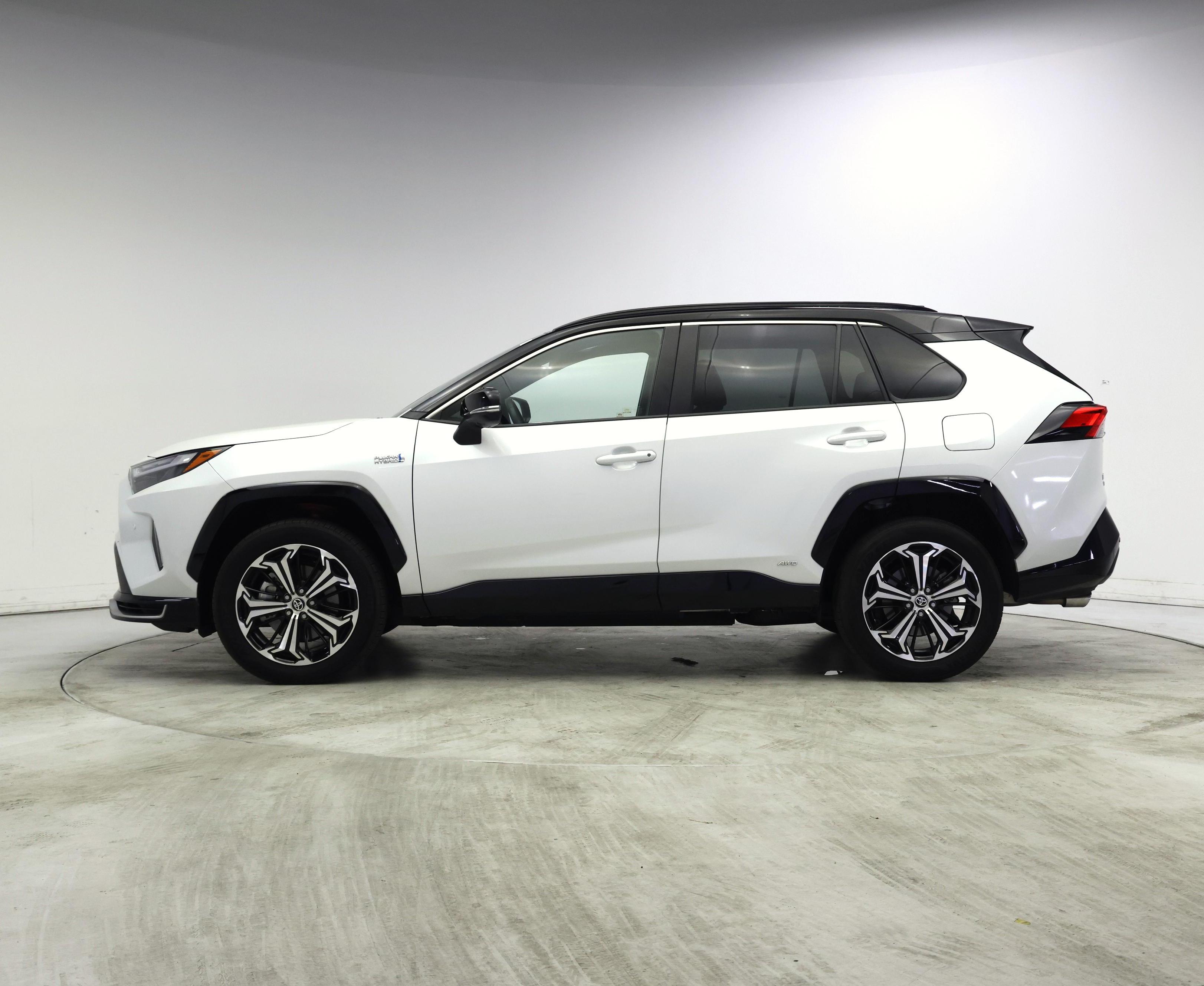 Thumbnail: 2024 Toyota RAV4 - 3