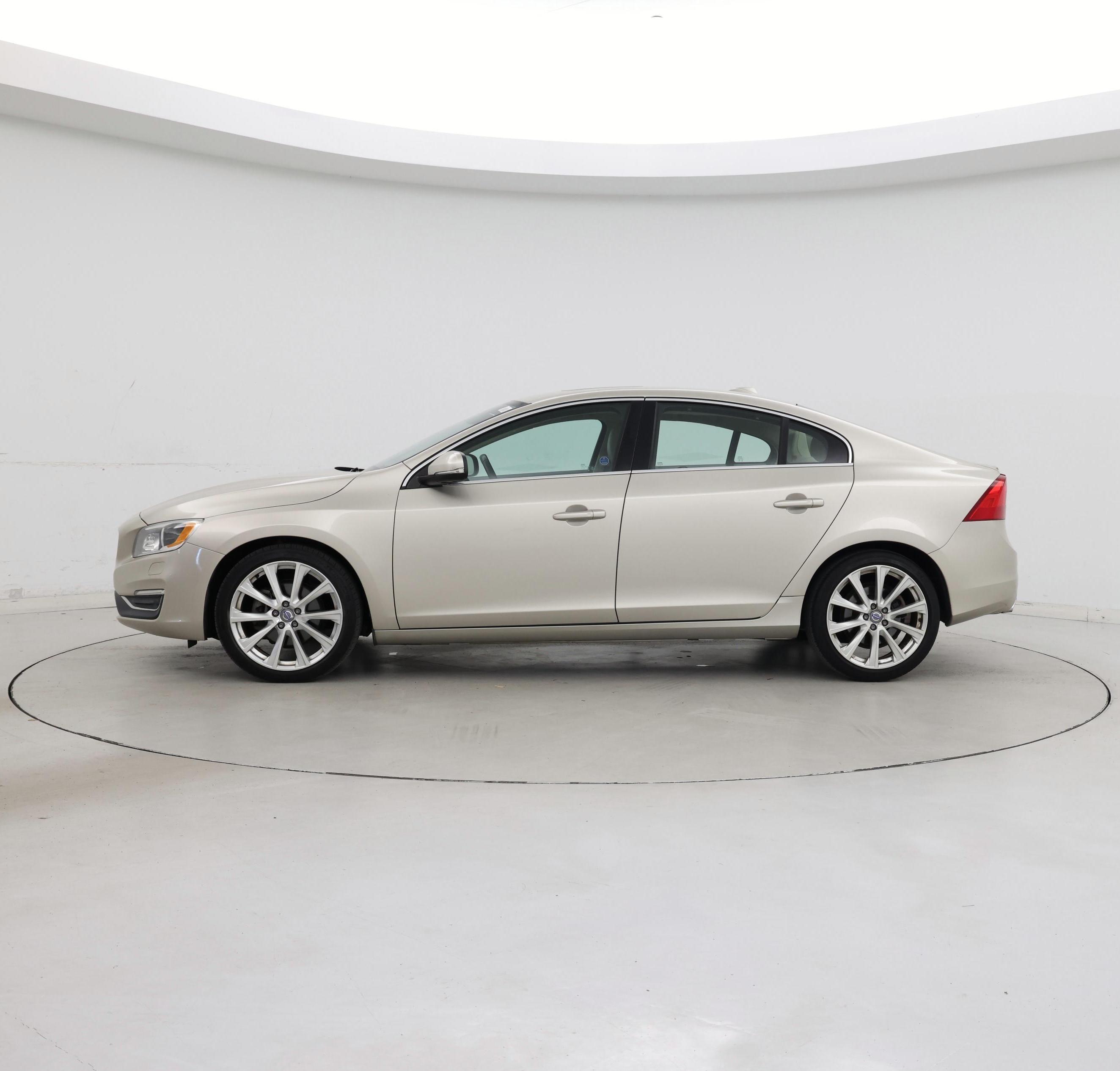 Thumbnail: 2017 Volvo S60 - 3