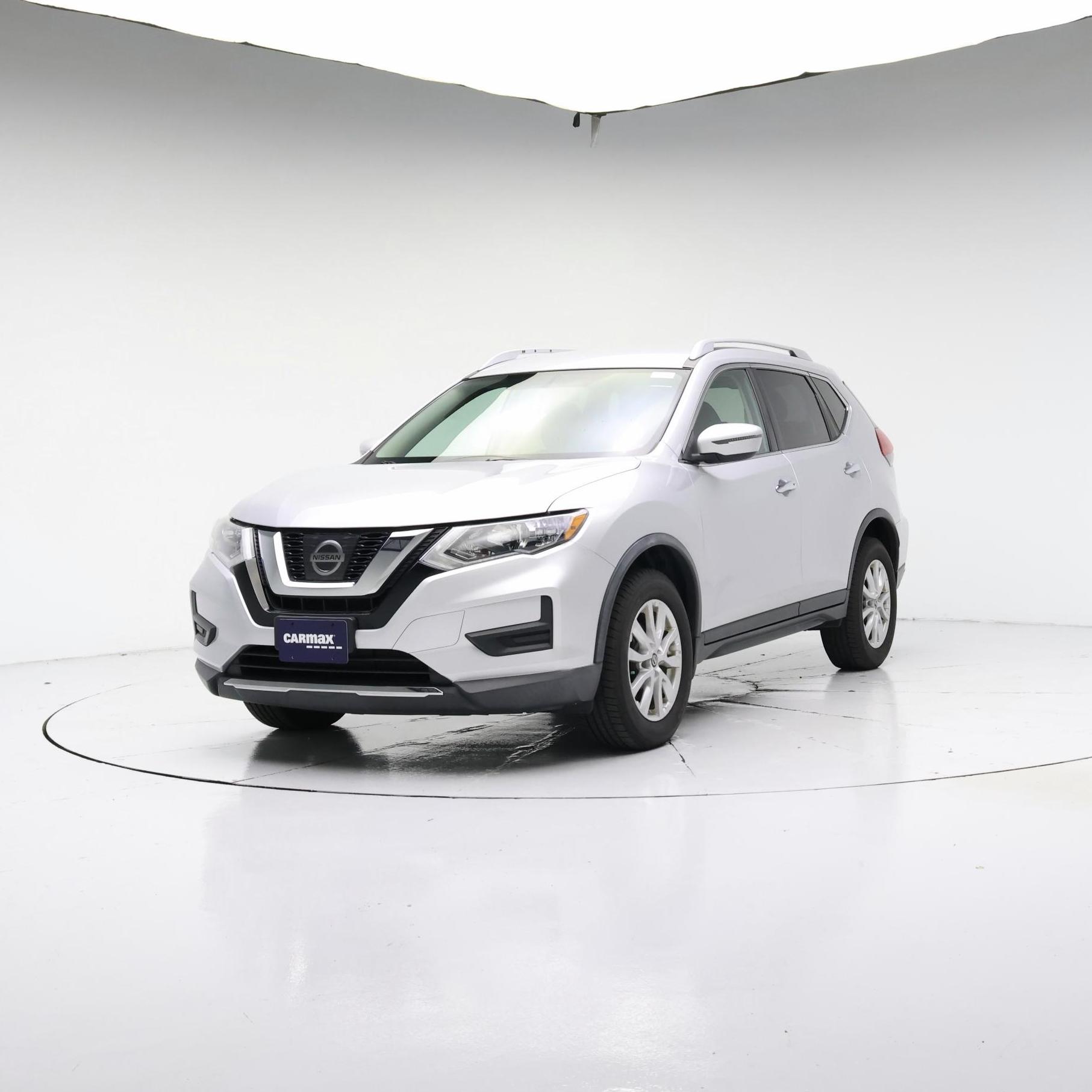 Thumbnail: 2017 Nissan Rogue - 4