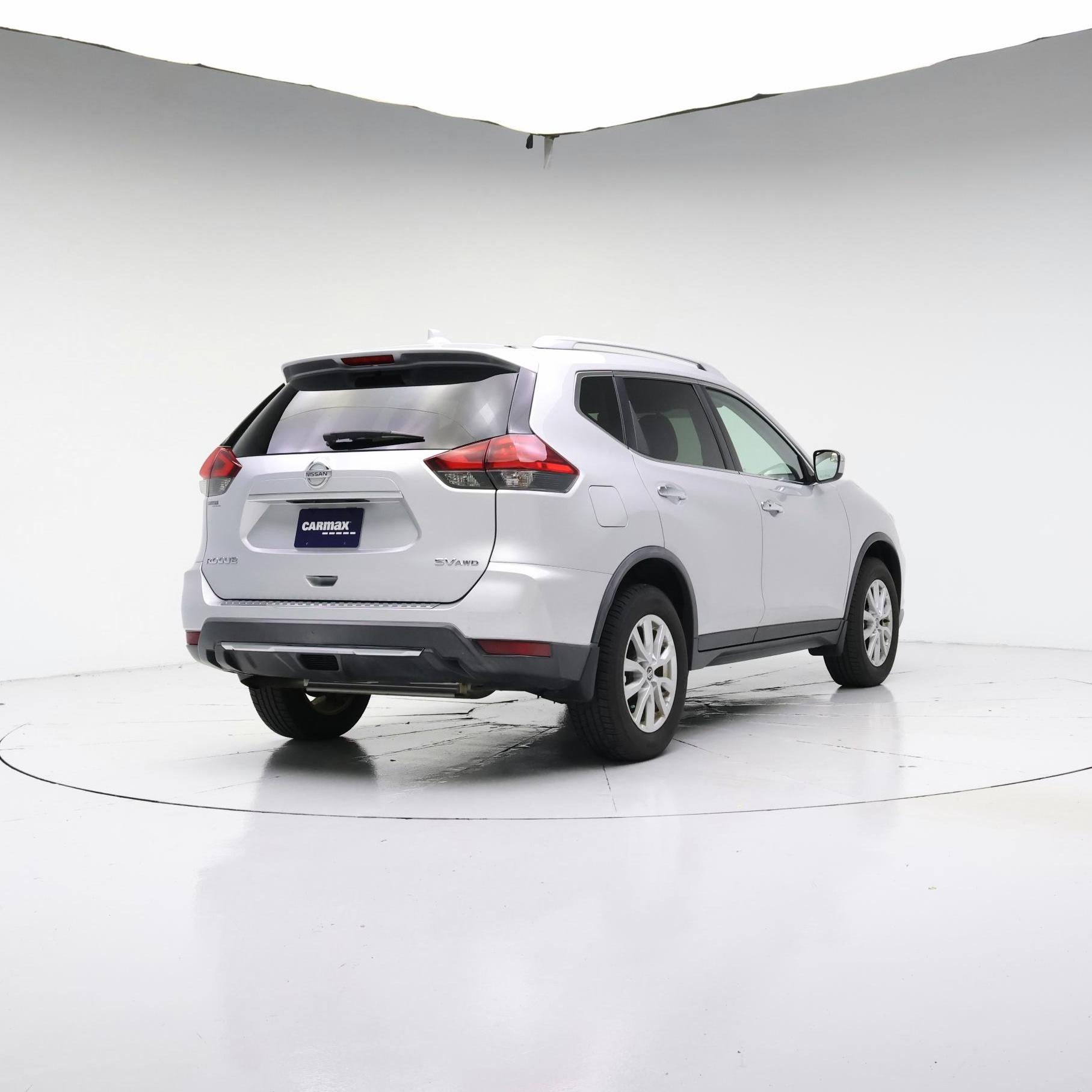 Thumbnail: 2017 Nissan Rogue - 8
