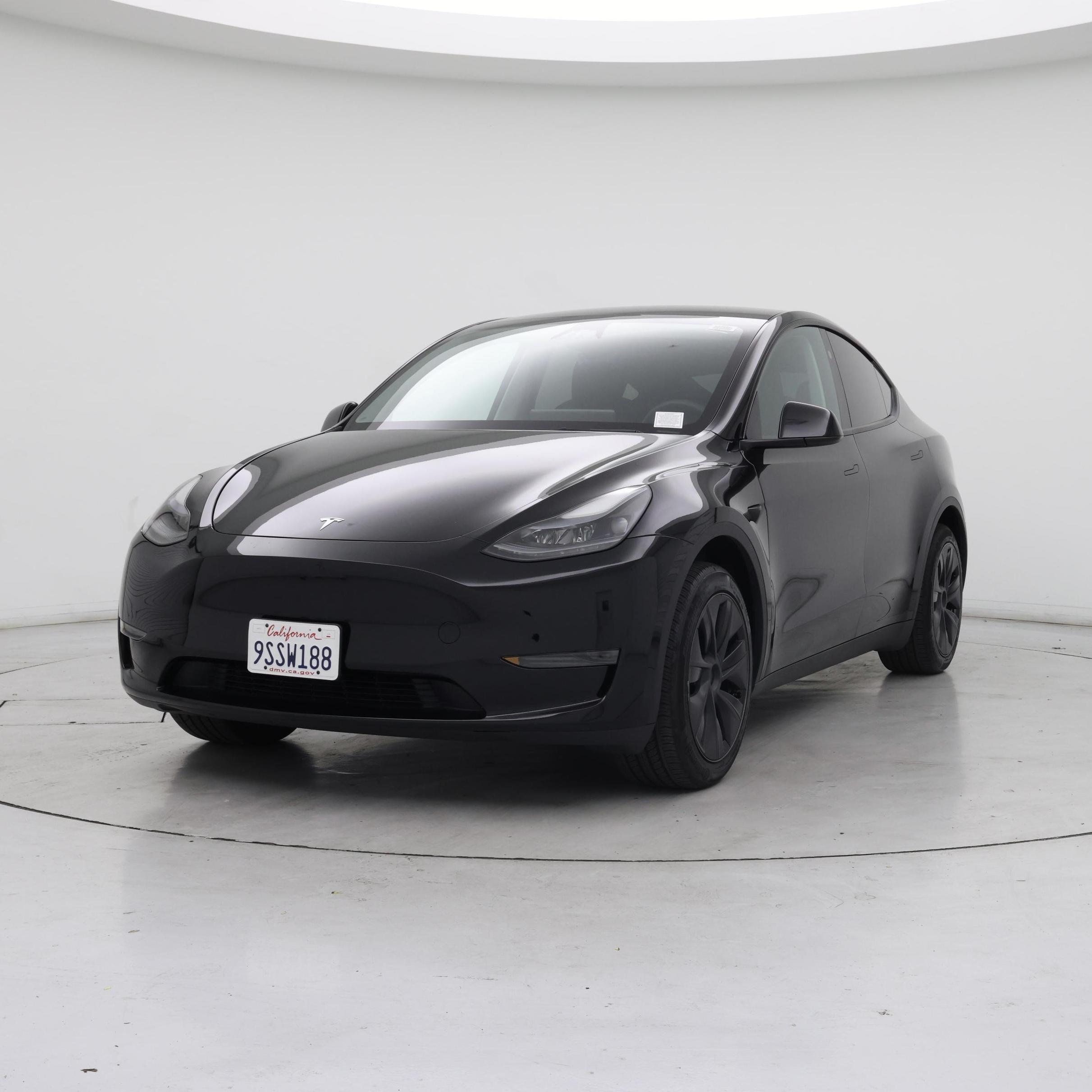 Thumbnail: 2025 Tesla Model Y - 4