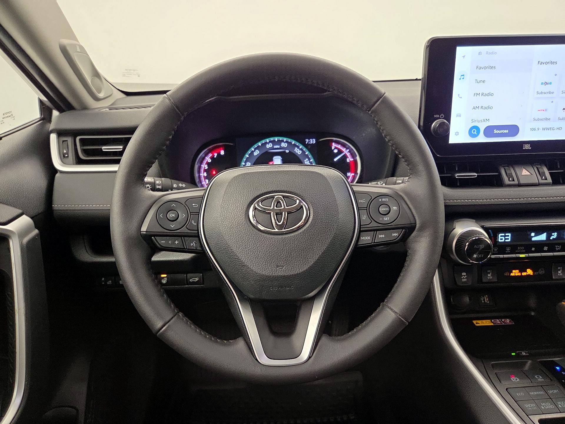 Thumbnail: 2023 Toyota RAV4 - 10