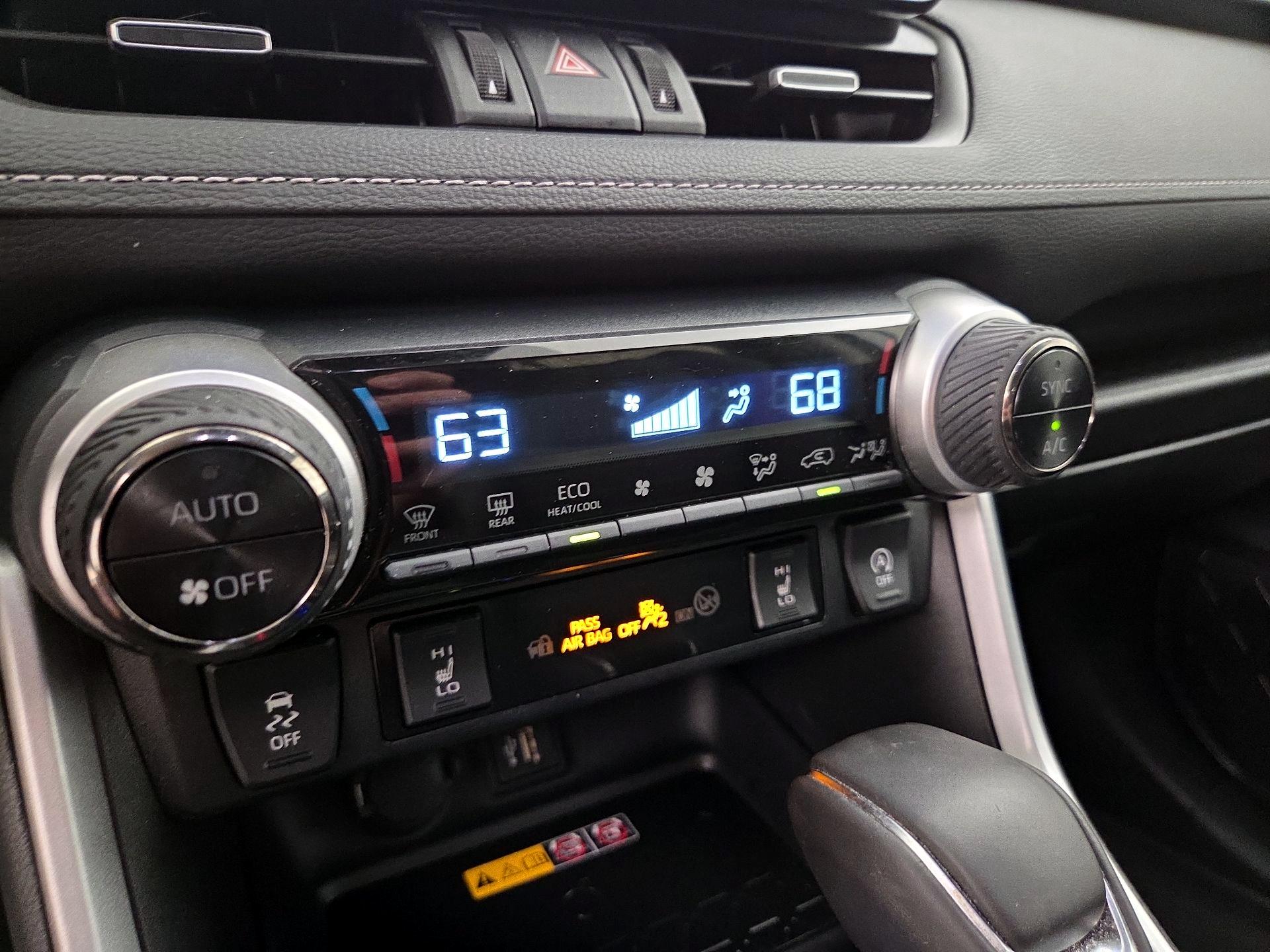 Thumbnail: 2023 Toyota RAV4 - 16