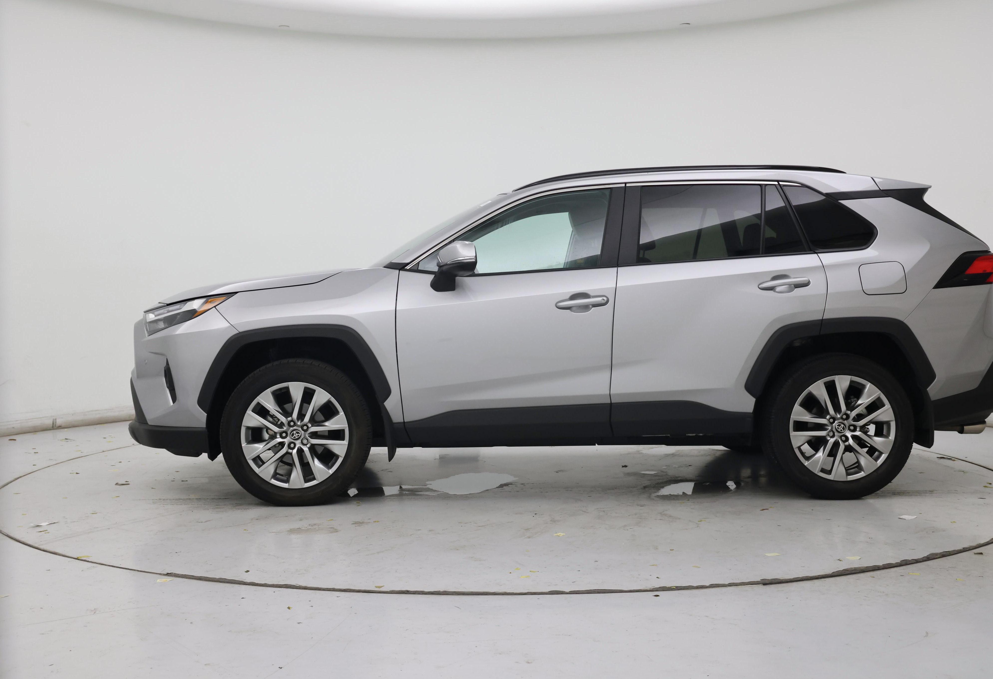 Thumbnail: 2023 Toyota RAV4 - 3
