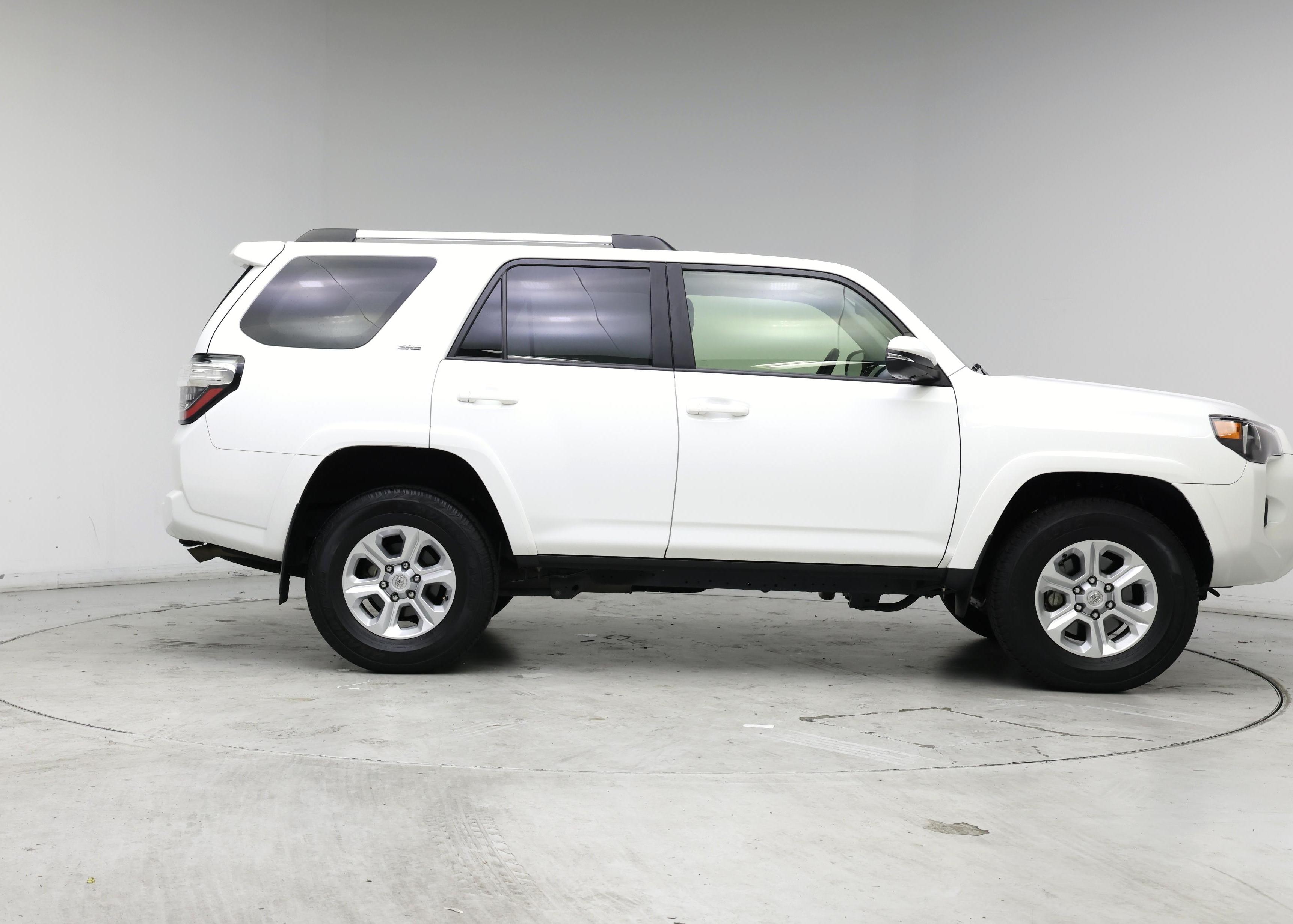 Thumbnail: 2023 Toyota 4Runner - 7