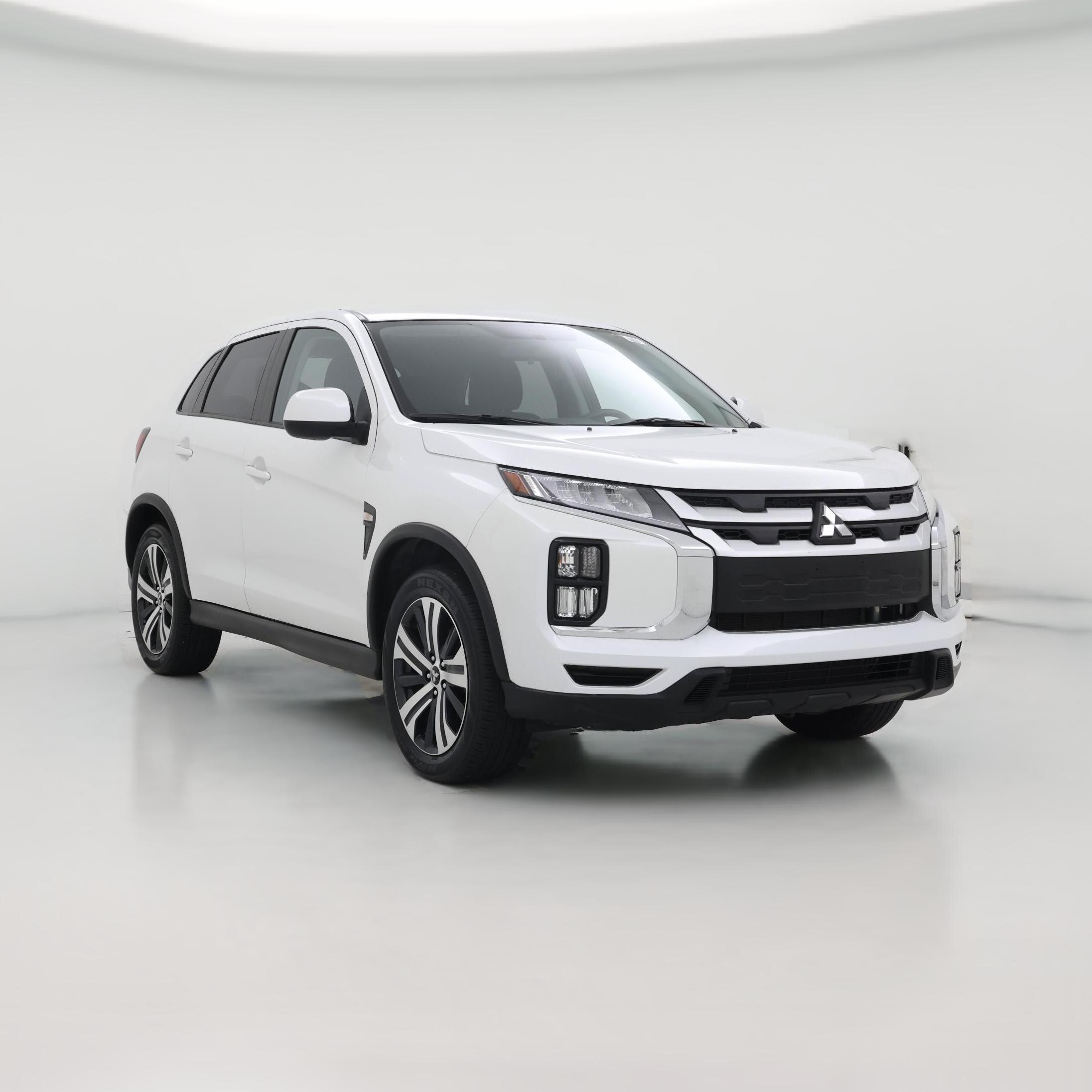 Thumbnail: 2020 Mitsubishi Outlander Sport - 1