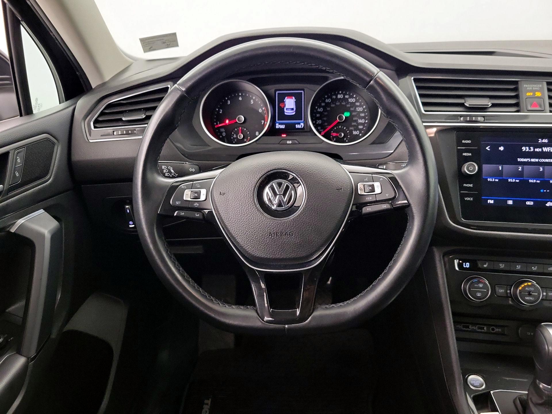 Thumbnail: 2019 Volkswagen Tiguan - 10