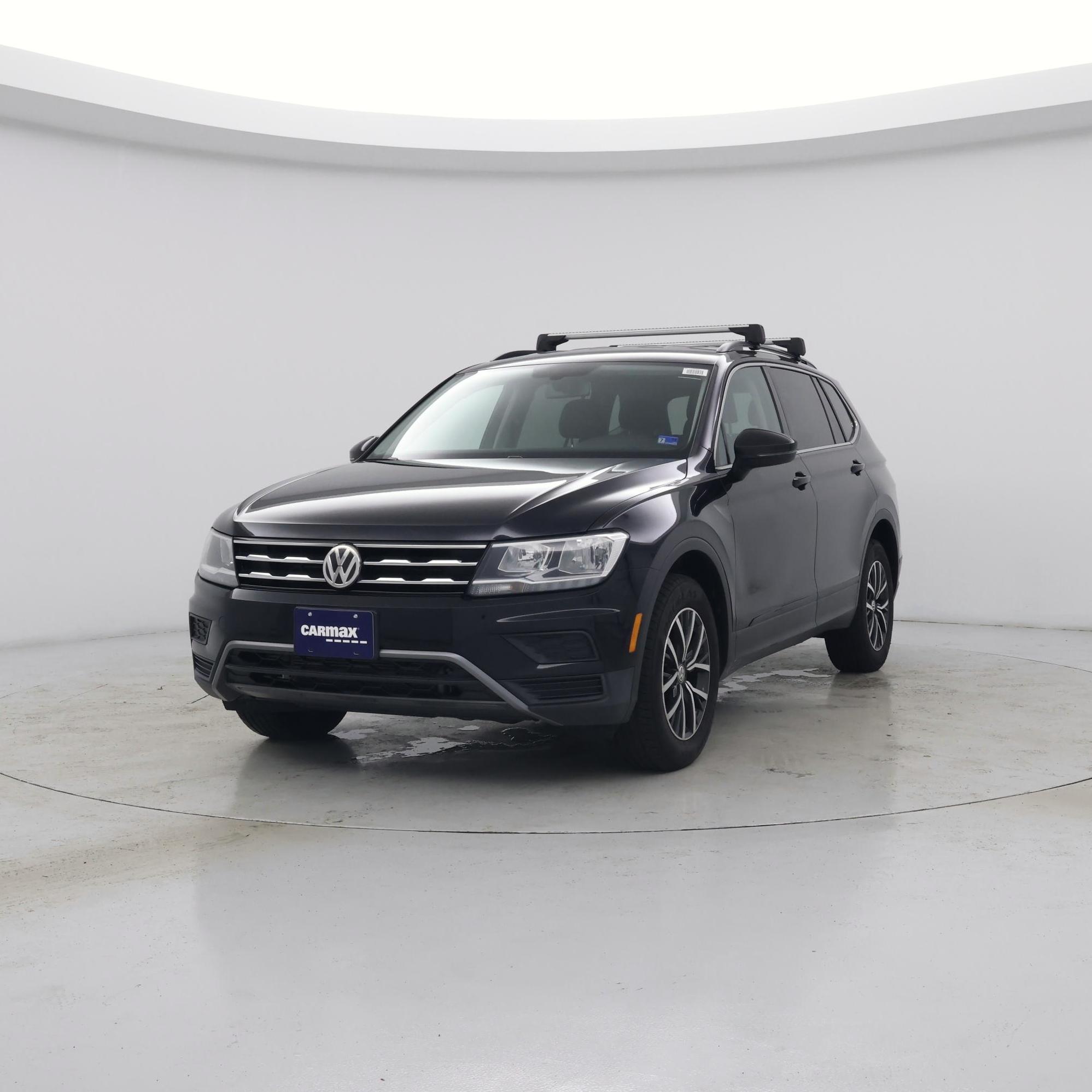 Thumbnail: 2019 Volkswagen Tiguan - 4