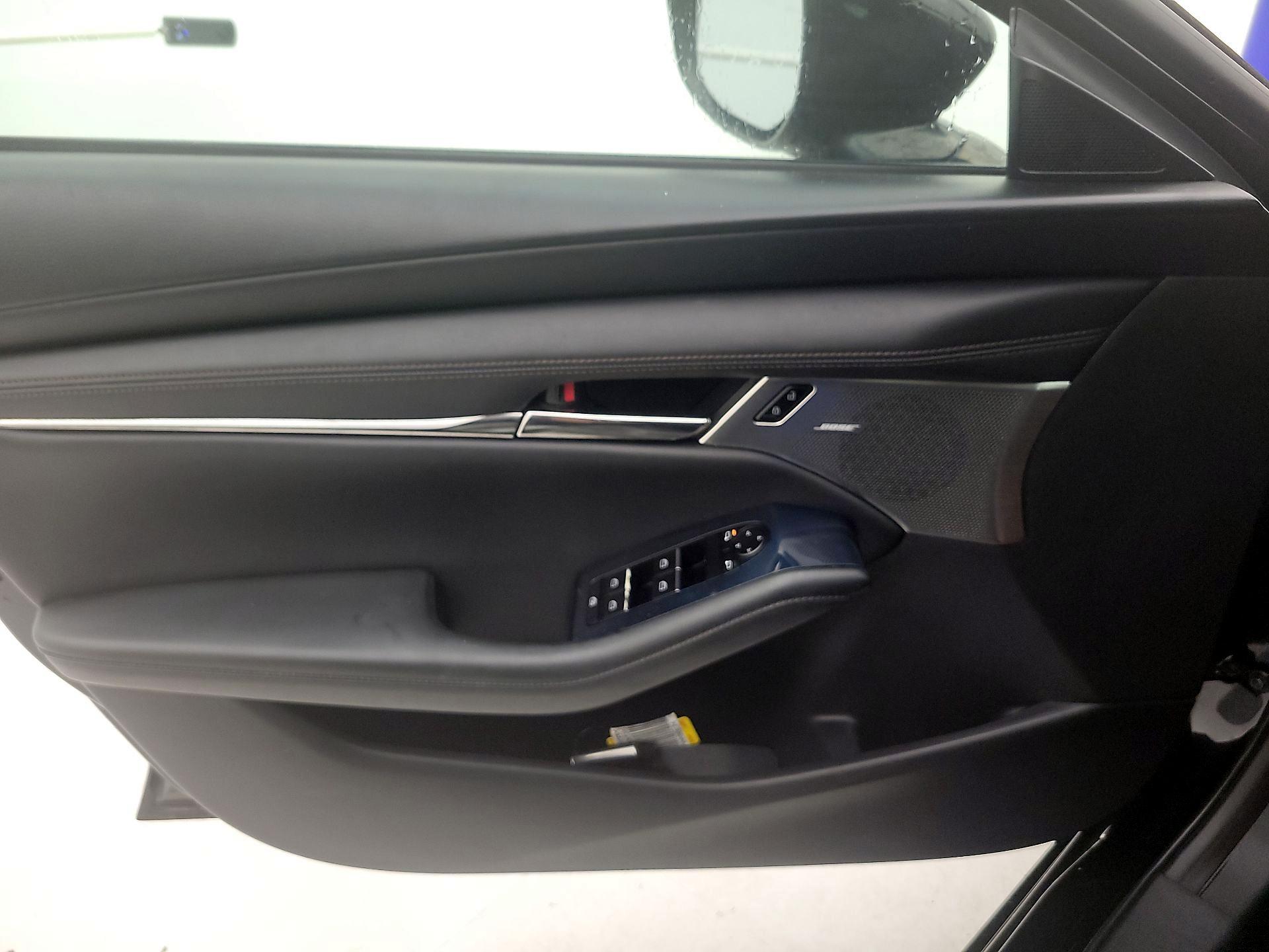 Thumbnail: 2019 Mazda Mazda3 - 12