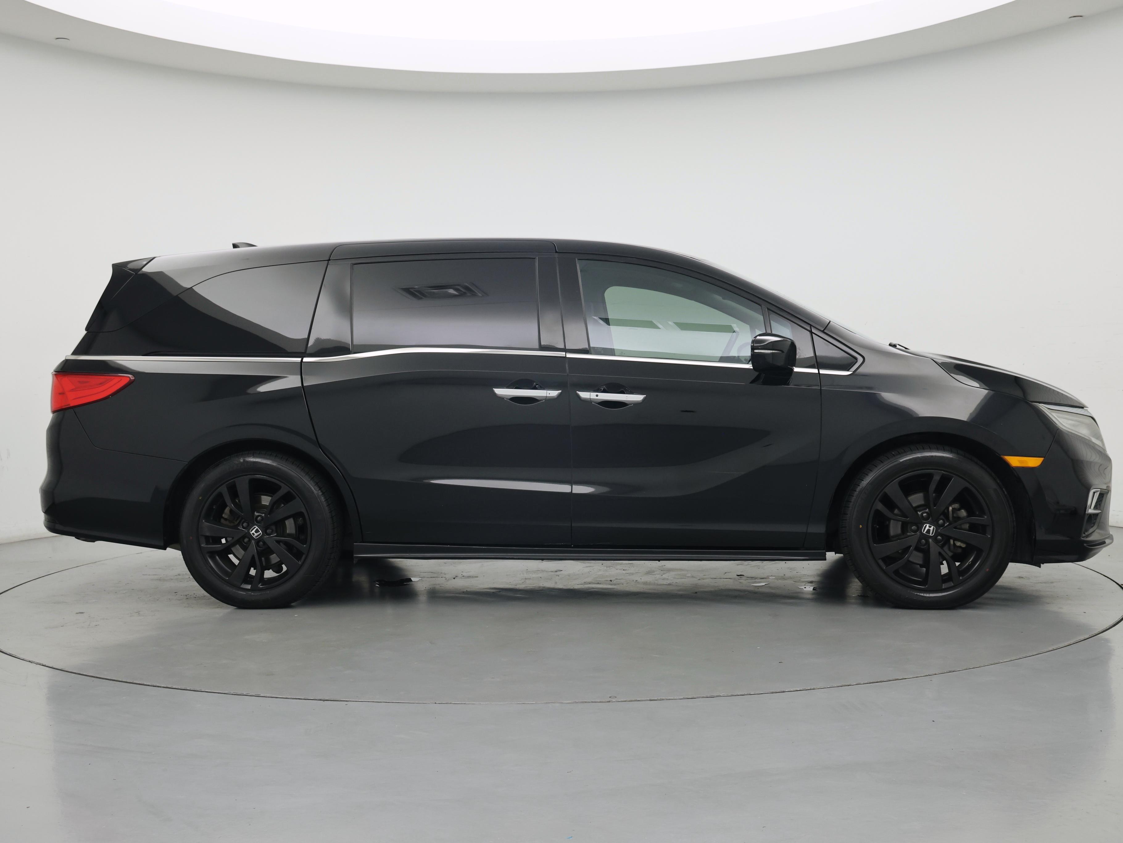 Thumbnail: 2019 Honda Odyssey - 7