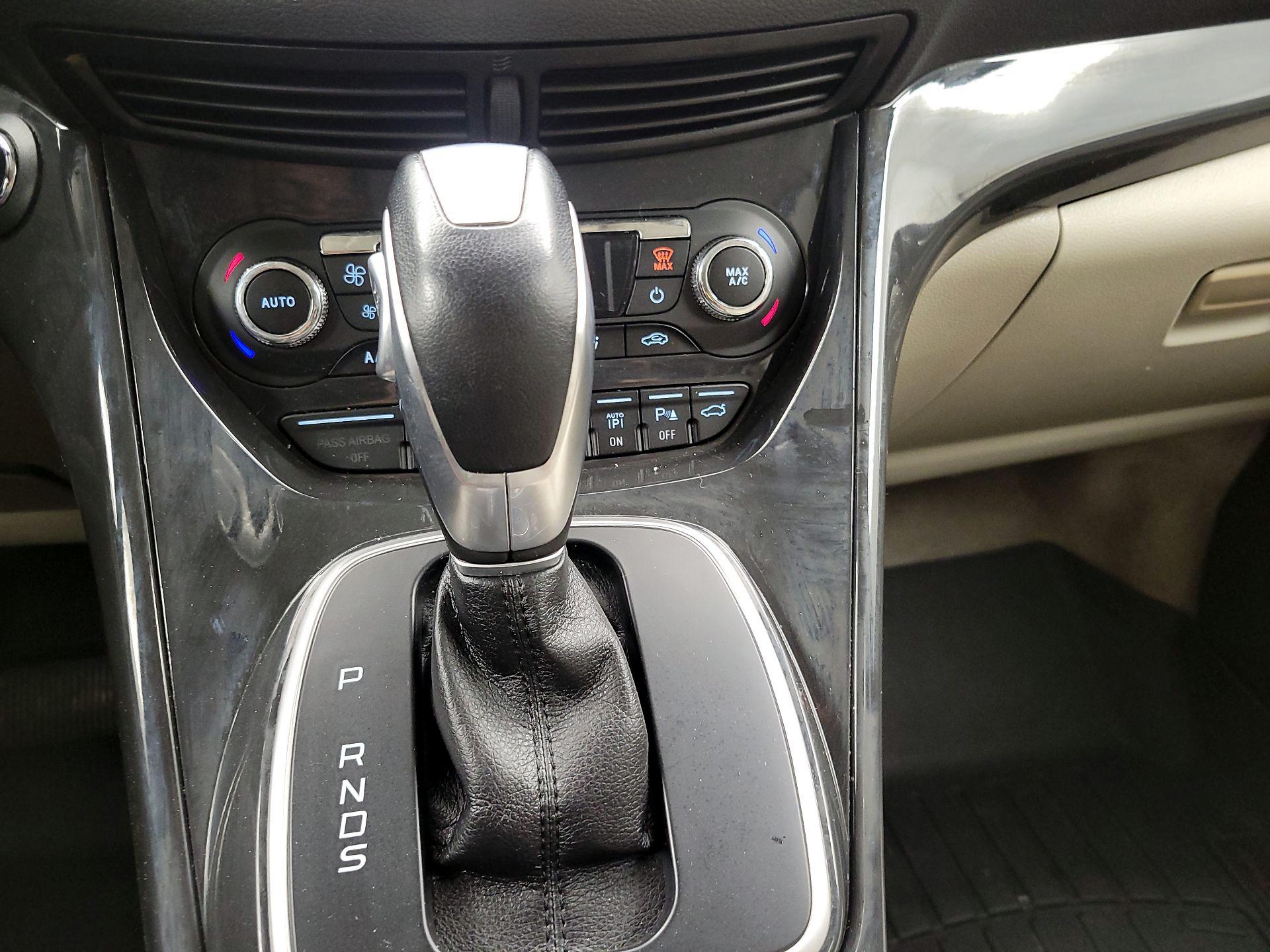 Thumbnail: 2014 Ford Escape - 17