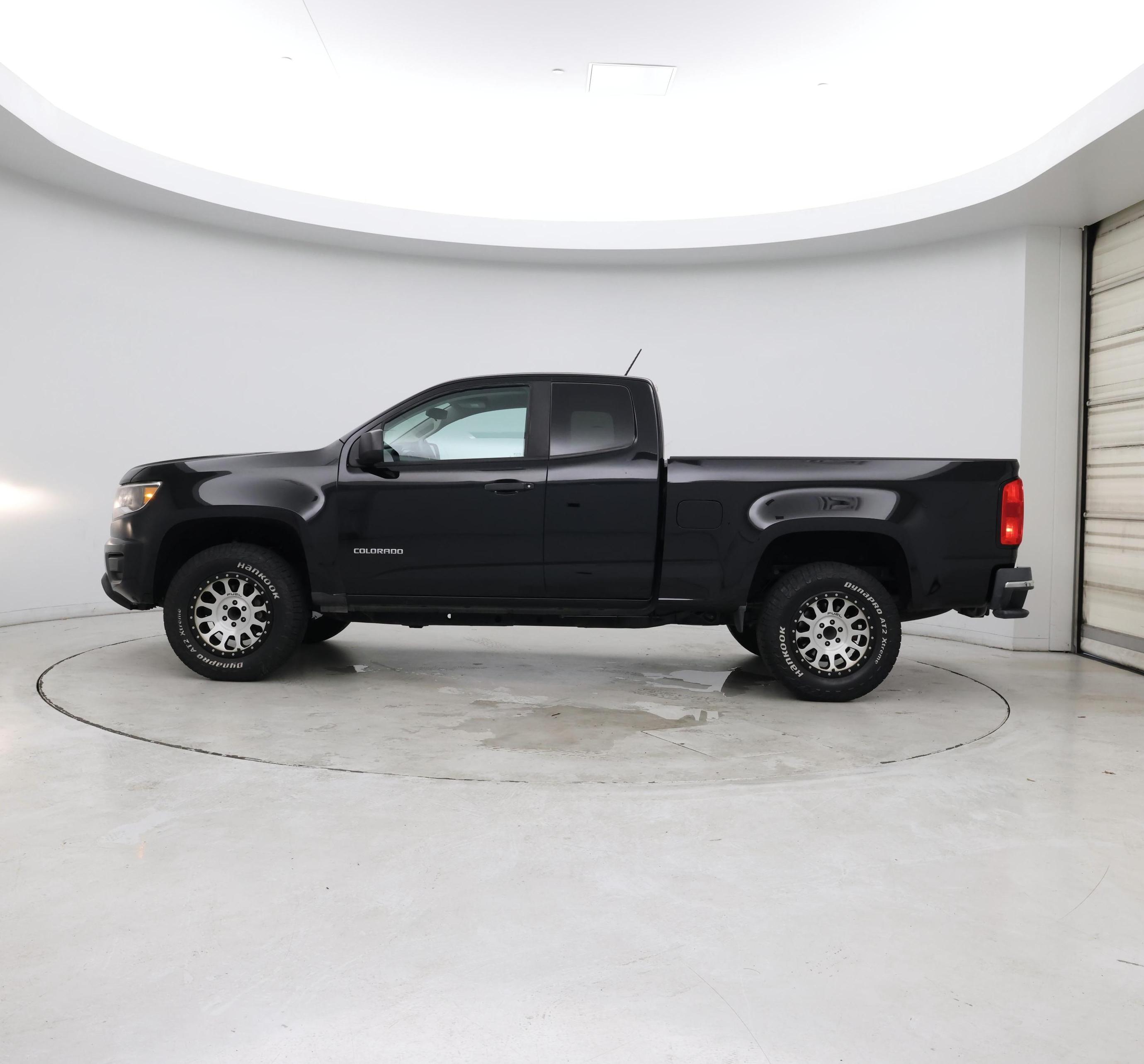 Thumbnail: 2017 Chevrolet Colorado - 2