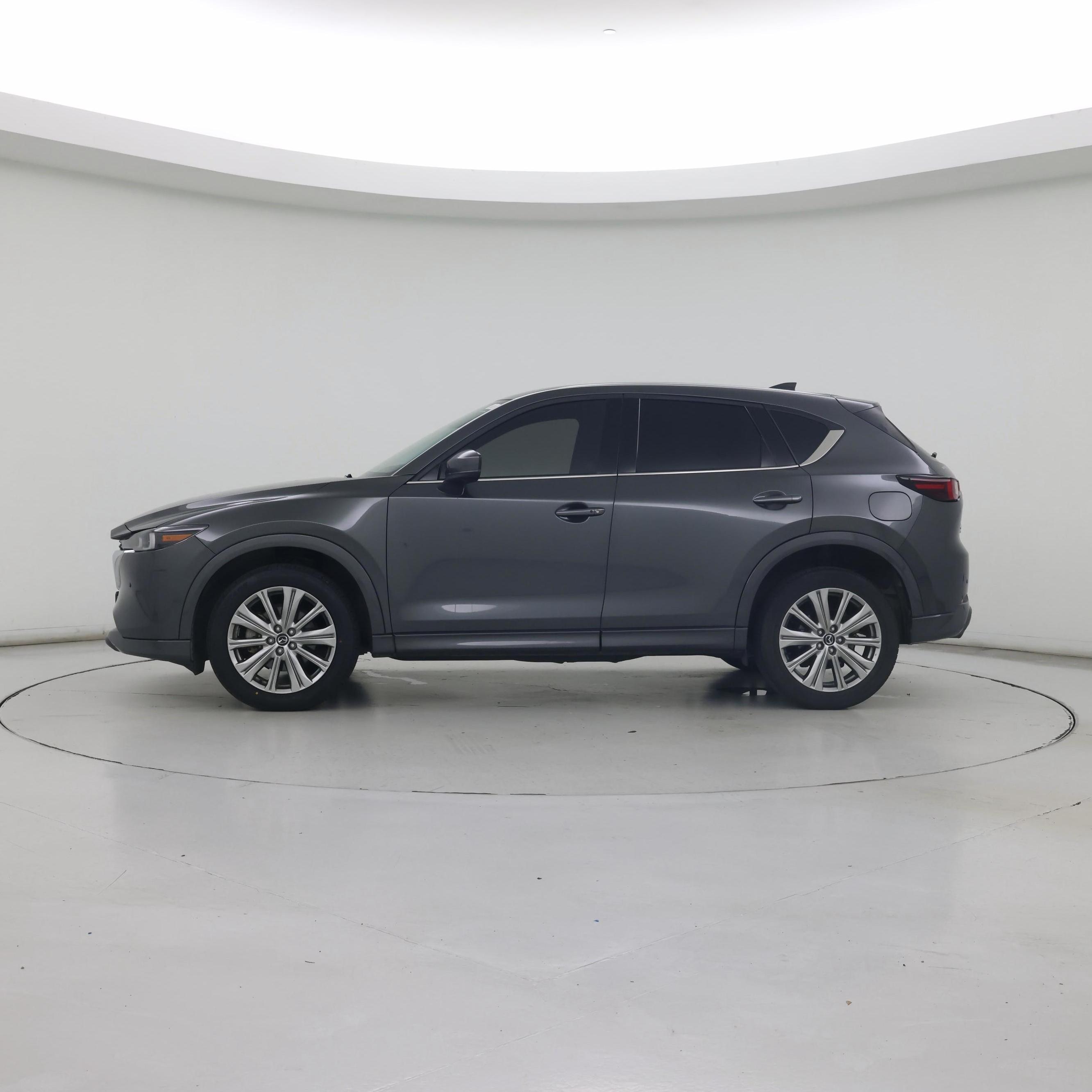Thumbnail: 2022 Mazda CX-5 - 3