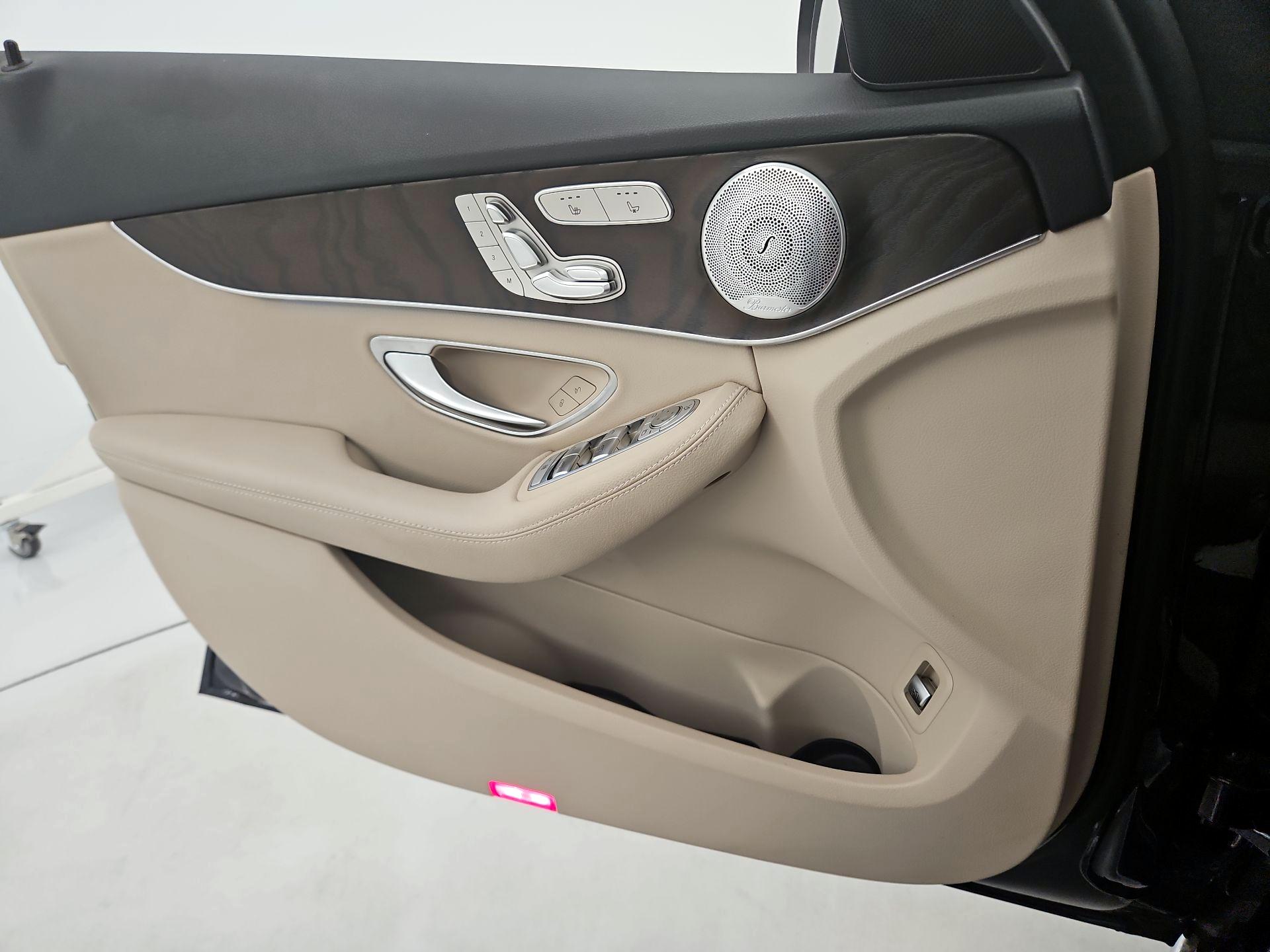 Thumbnail: 2021 Mercedes-Benz C-Class - 12
