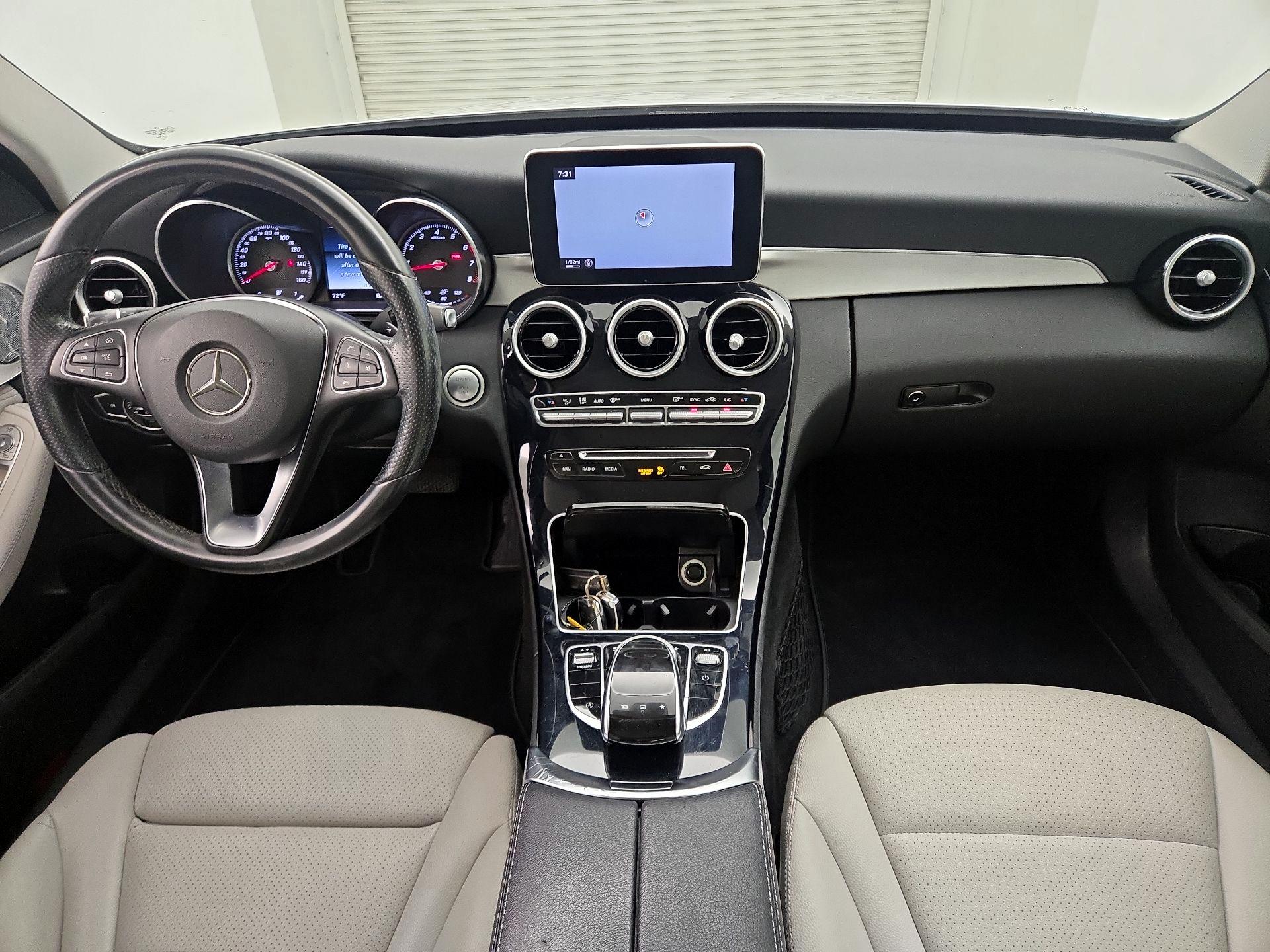 Thumbnail: 2016 Mercedes-Benz C-Class - 9