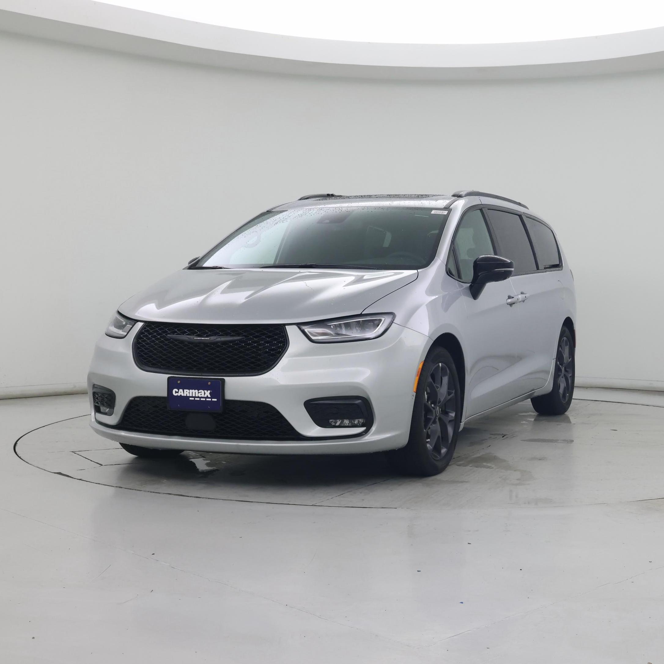 Thumbnail: 2026 Chrysler Pacifica - 4