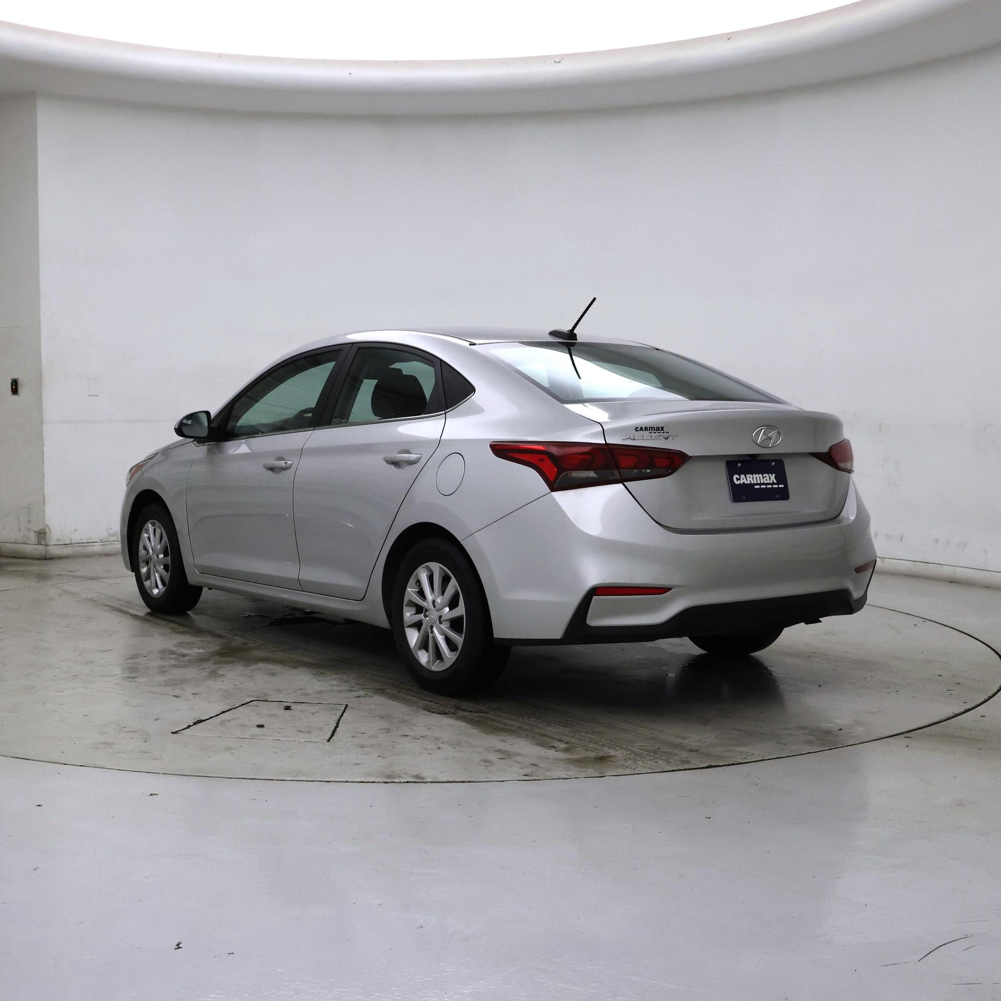 Thumbnail: 2022 Hyundai Accent - 2