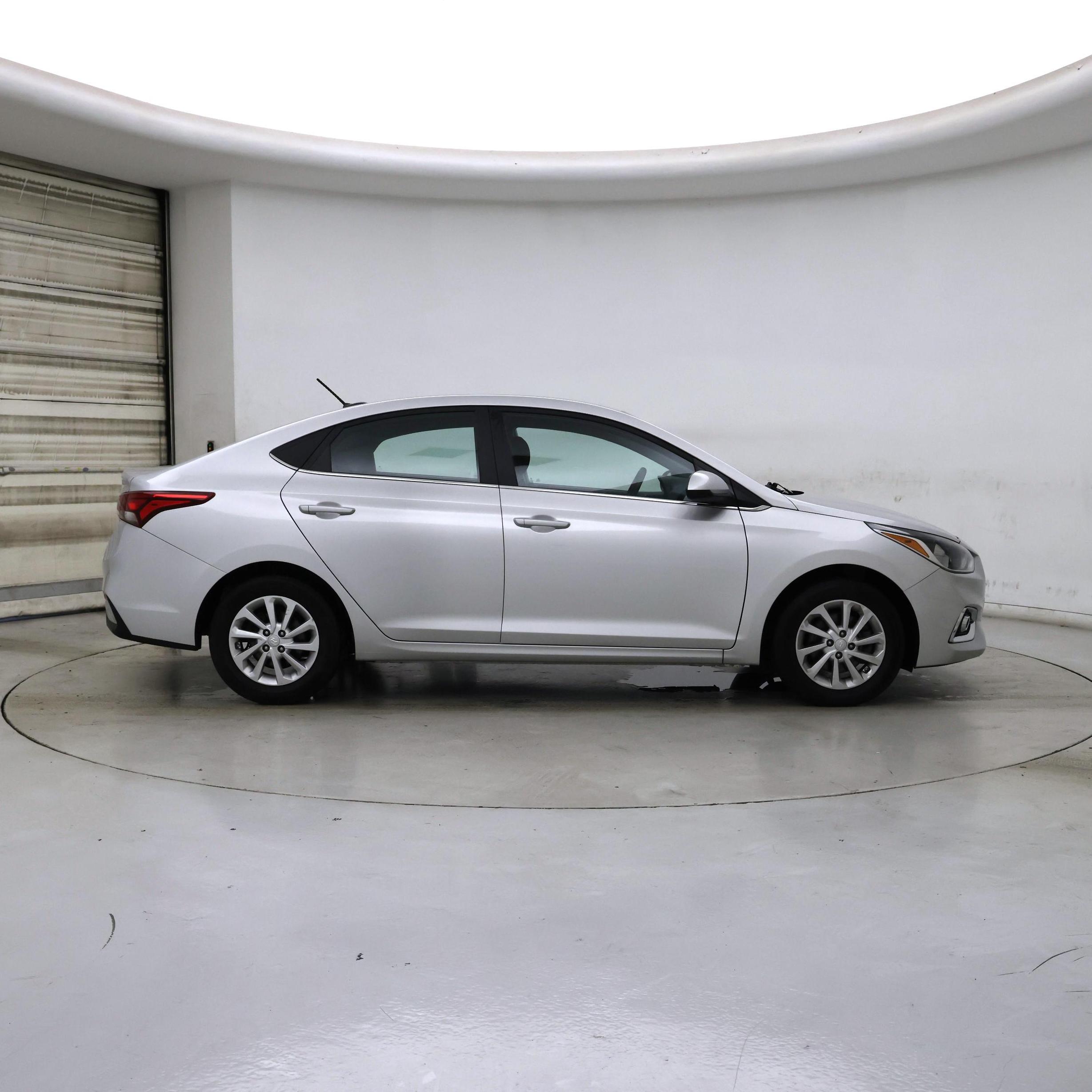 Thumbnail: 2022 Hyundai Accent - 7