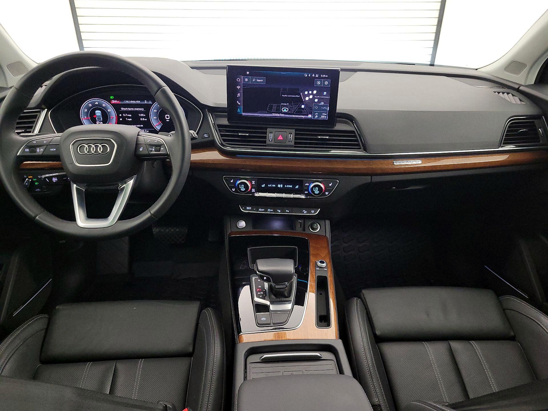 Thumbnail: 2023 Audi Q5 - 9