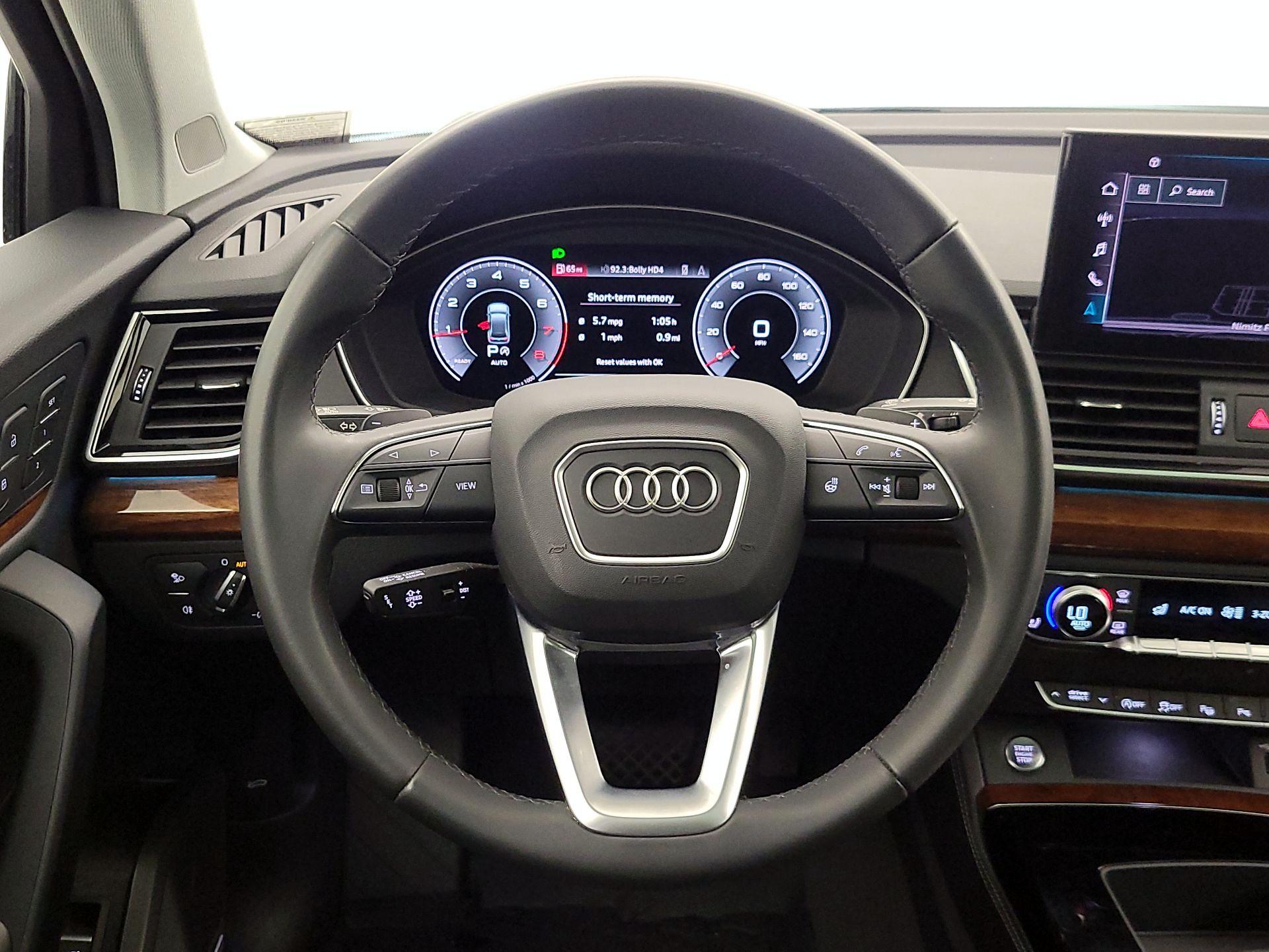 Thumbnail: 2023 Audi Q5 - 10