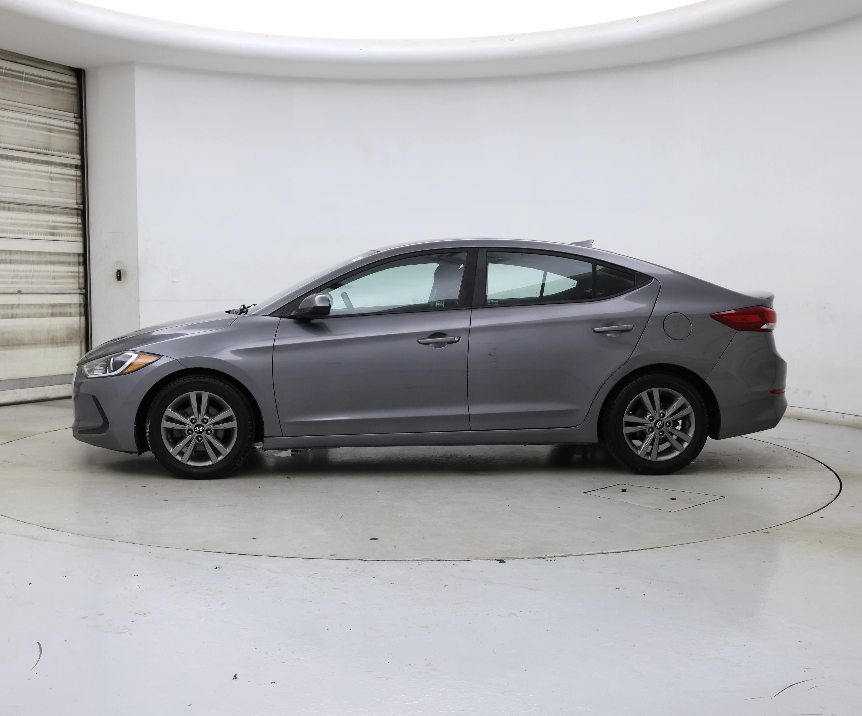Thumbnail: 2018 Hyundai Elantra - 3