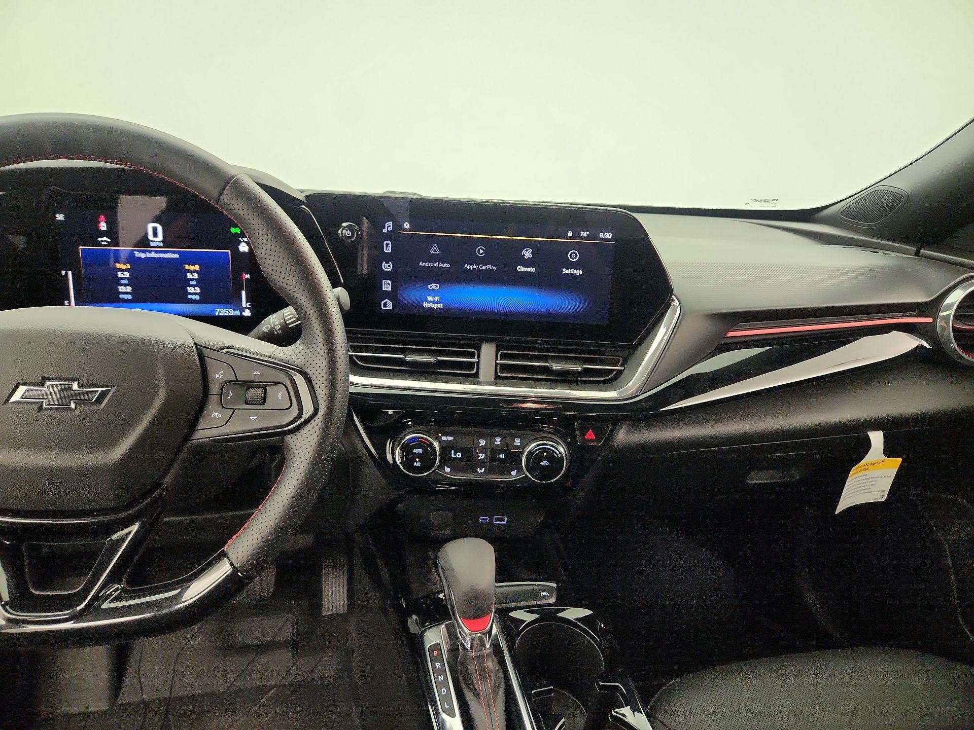 Thumbnail: 2025 Chevrolet Trax - 9