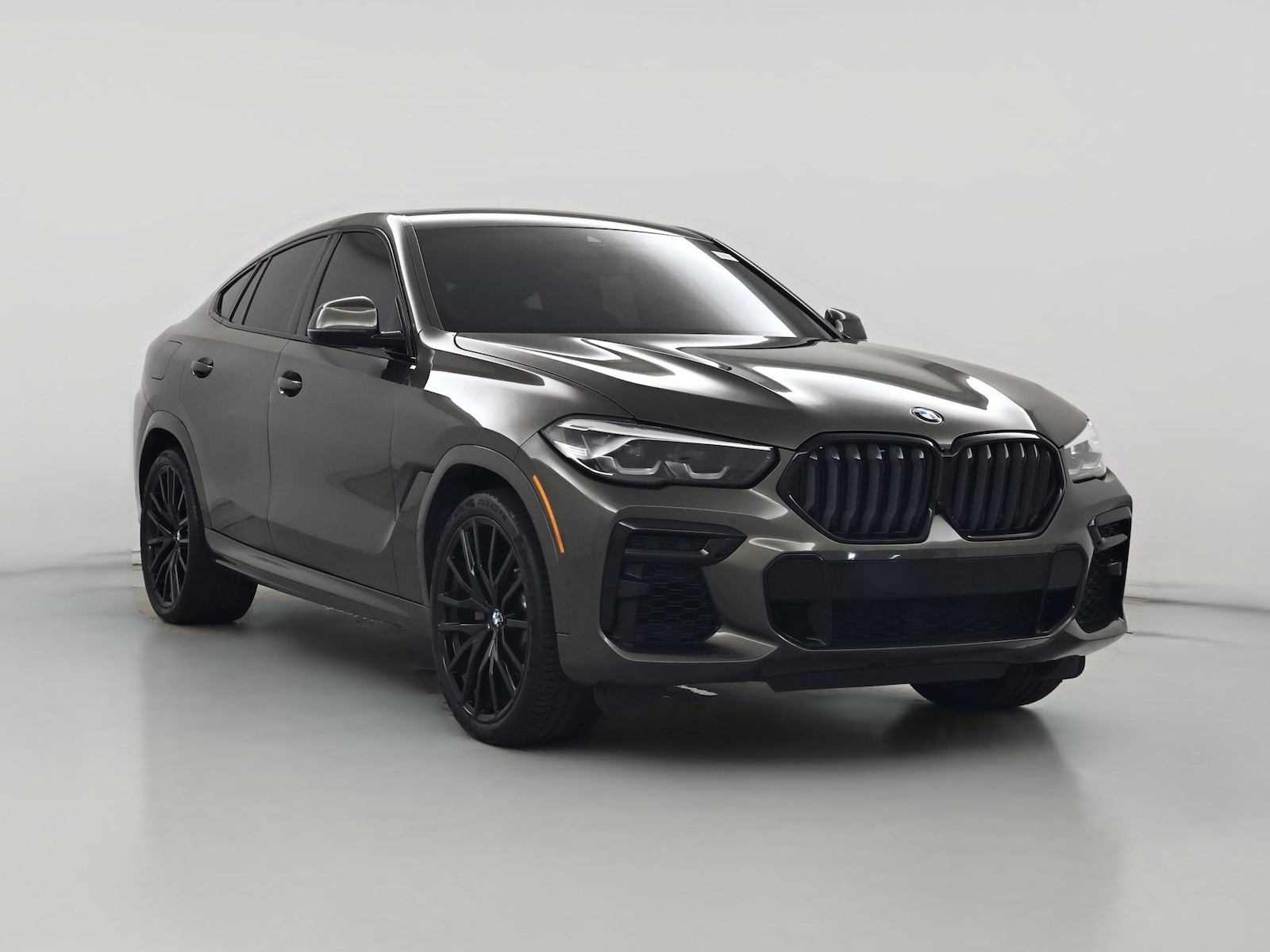 2023 BMW X6