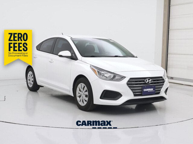 White 2021 Hyundai Accent Sedan Front-Wheel Drive Automatic